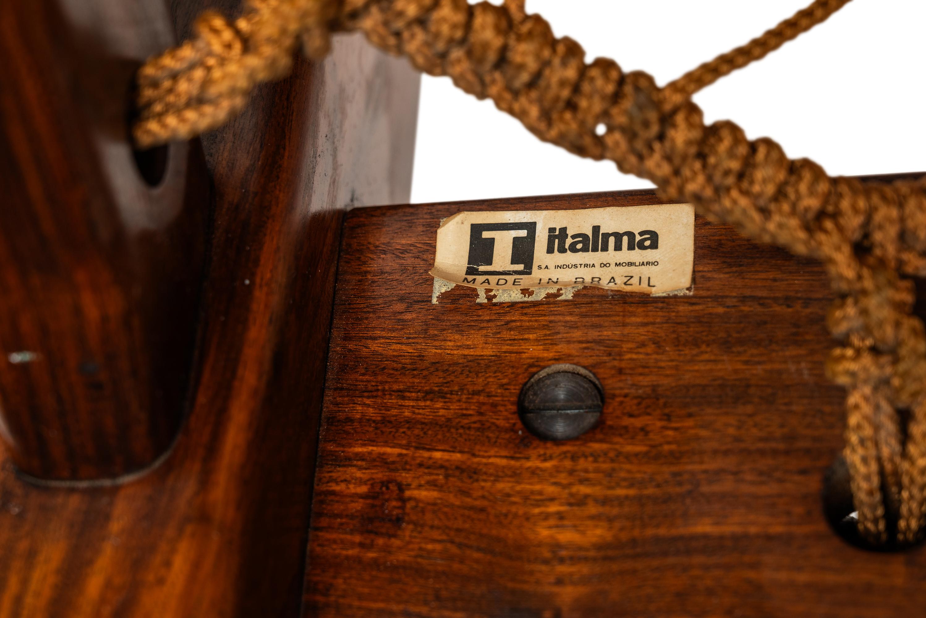 'Amazonas' Rosewood Lounge Chair by Jean Gillon for Italma, Brazil, c. 1970s For Sale 8