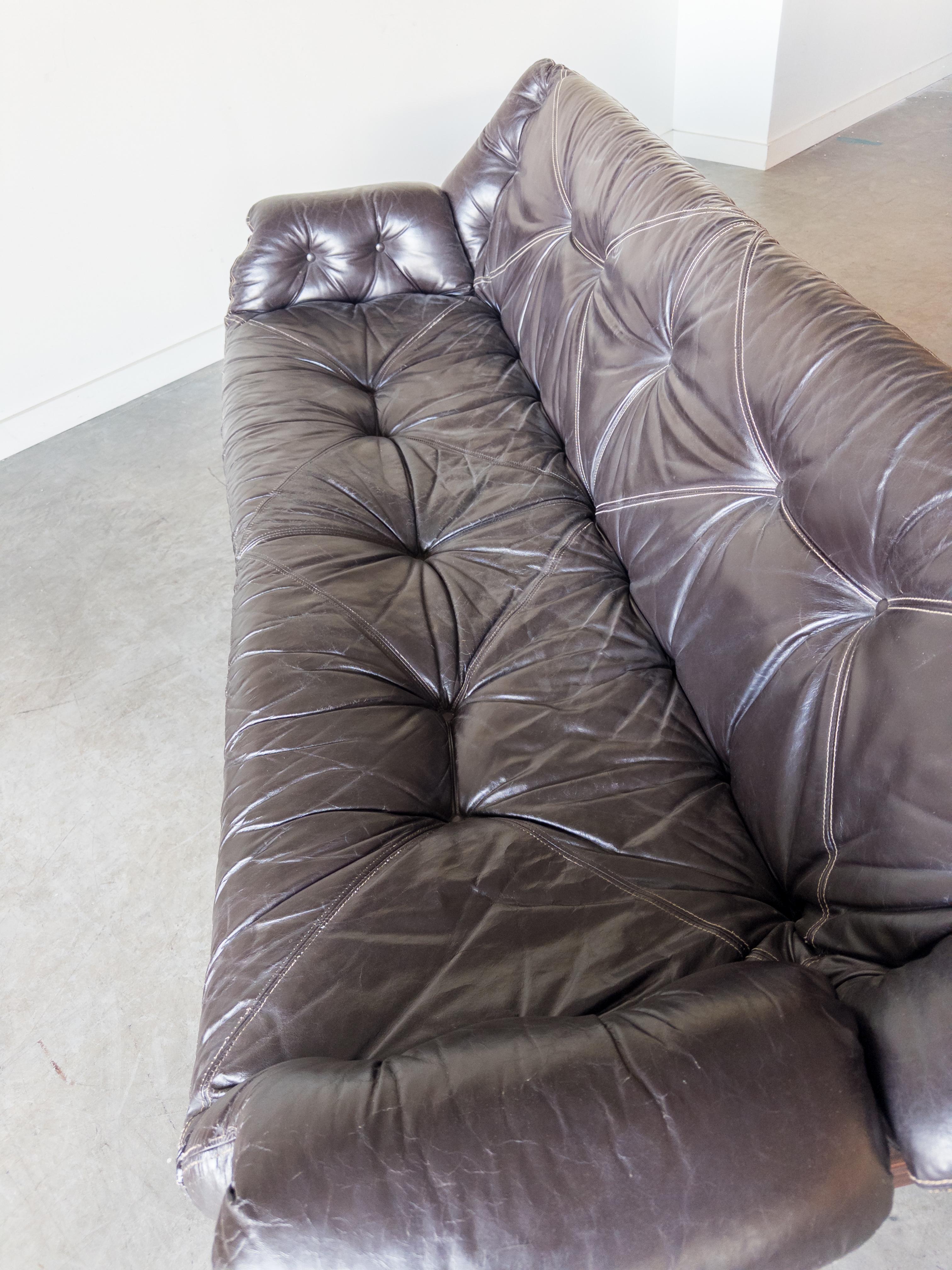 Amazonas sofa by Jean Gillon for Italma Wood Art (Leder) im Angebot