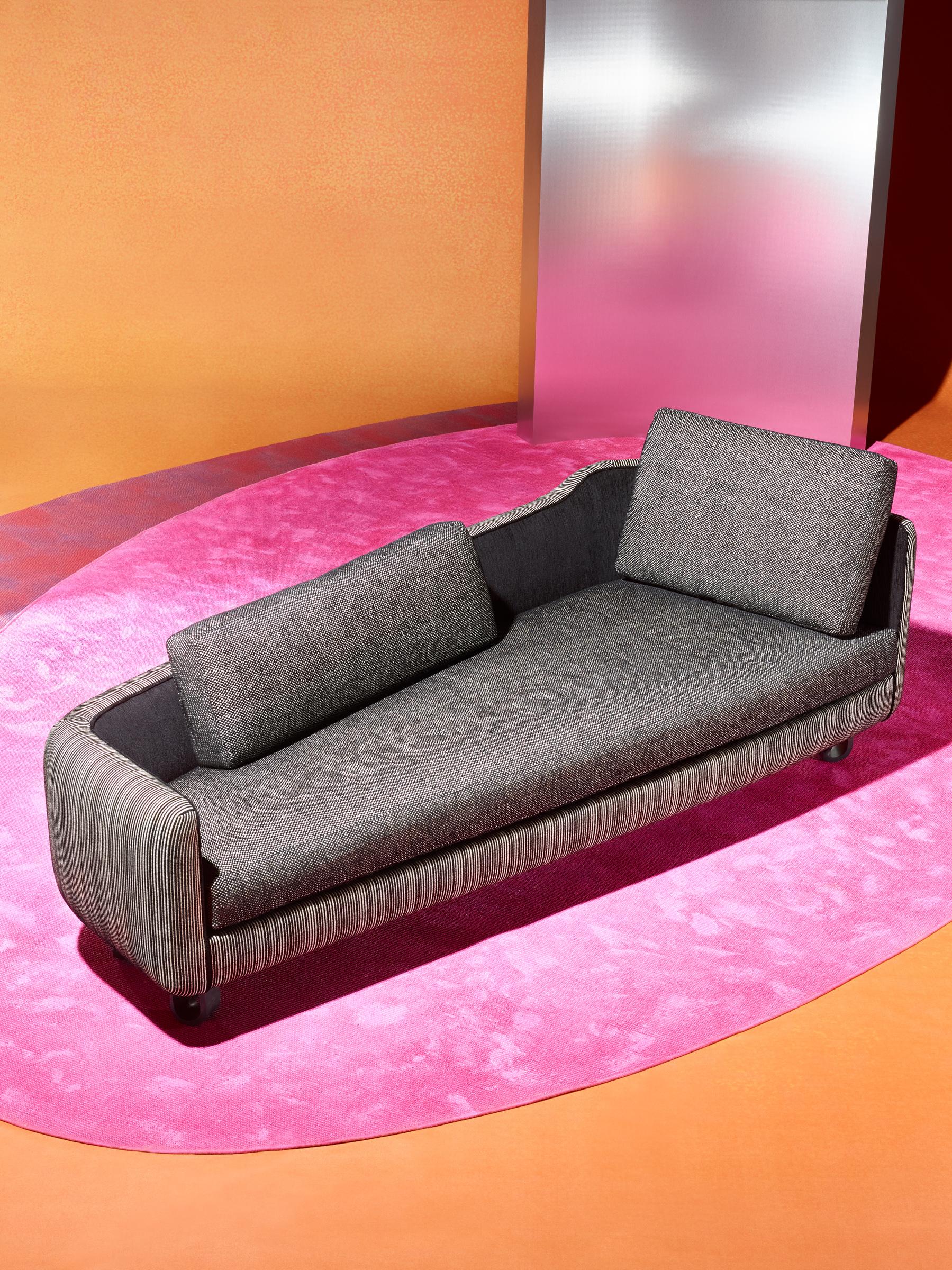 Contemporary Ambassador Chaise Lounge by Gisbert Pöppler For Sale