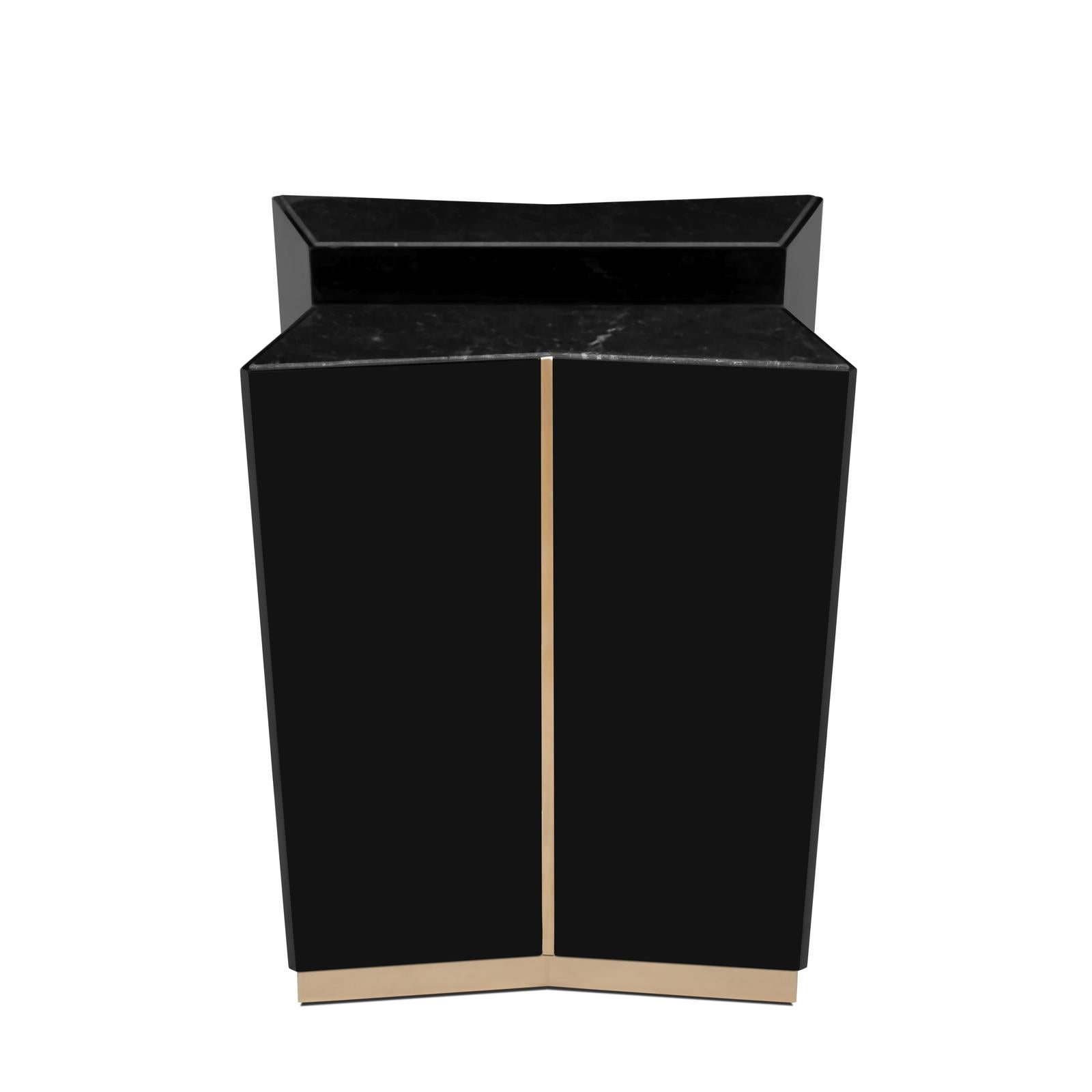 Side table ambassador with two black marble tops,
Nero Marquina marble. With subtle gold plated polished
brass base and line details. Structure in black lacquered
solid wood.