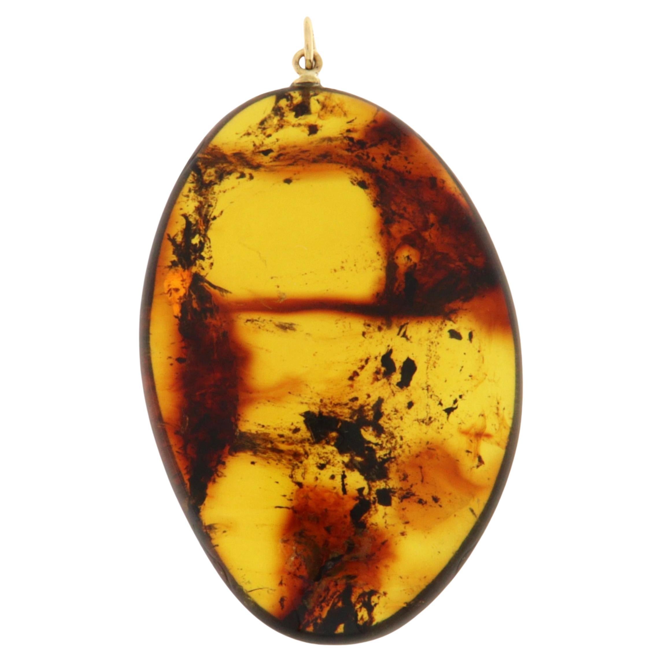 Amber 14 Karat Yellow Gold Pendant Necklace