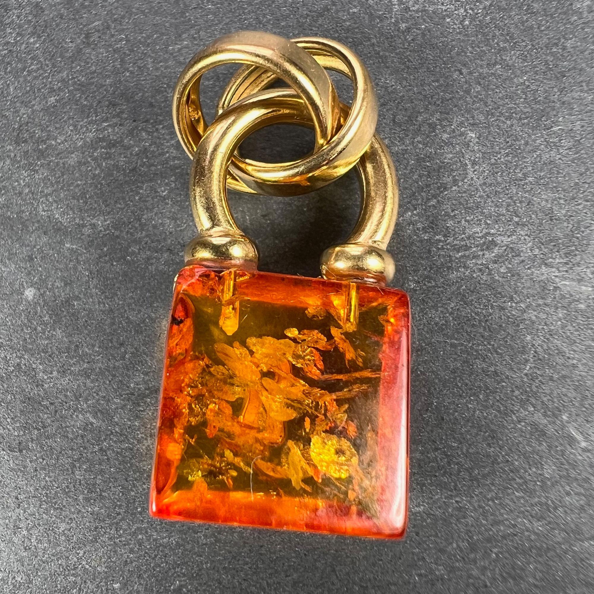 Amber 18K Yellow Gold Padlock Charm Pendant In Good Condition For Sale In London, GB