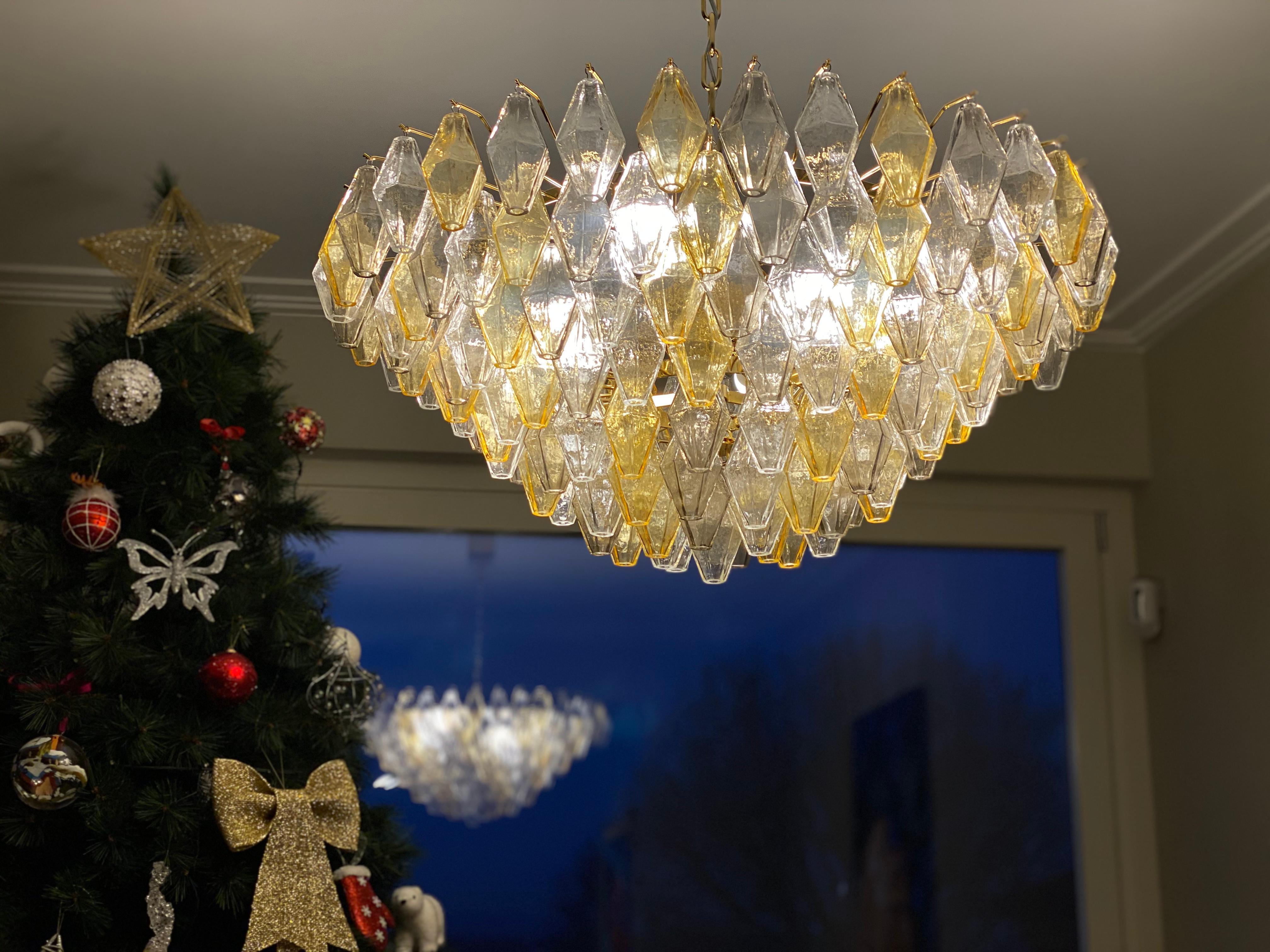 Grand lustre ou plafonnier en verre de Murano Poliedri gris et ambré en vente 1