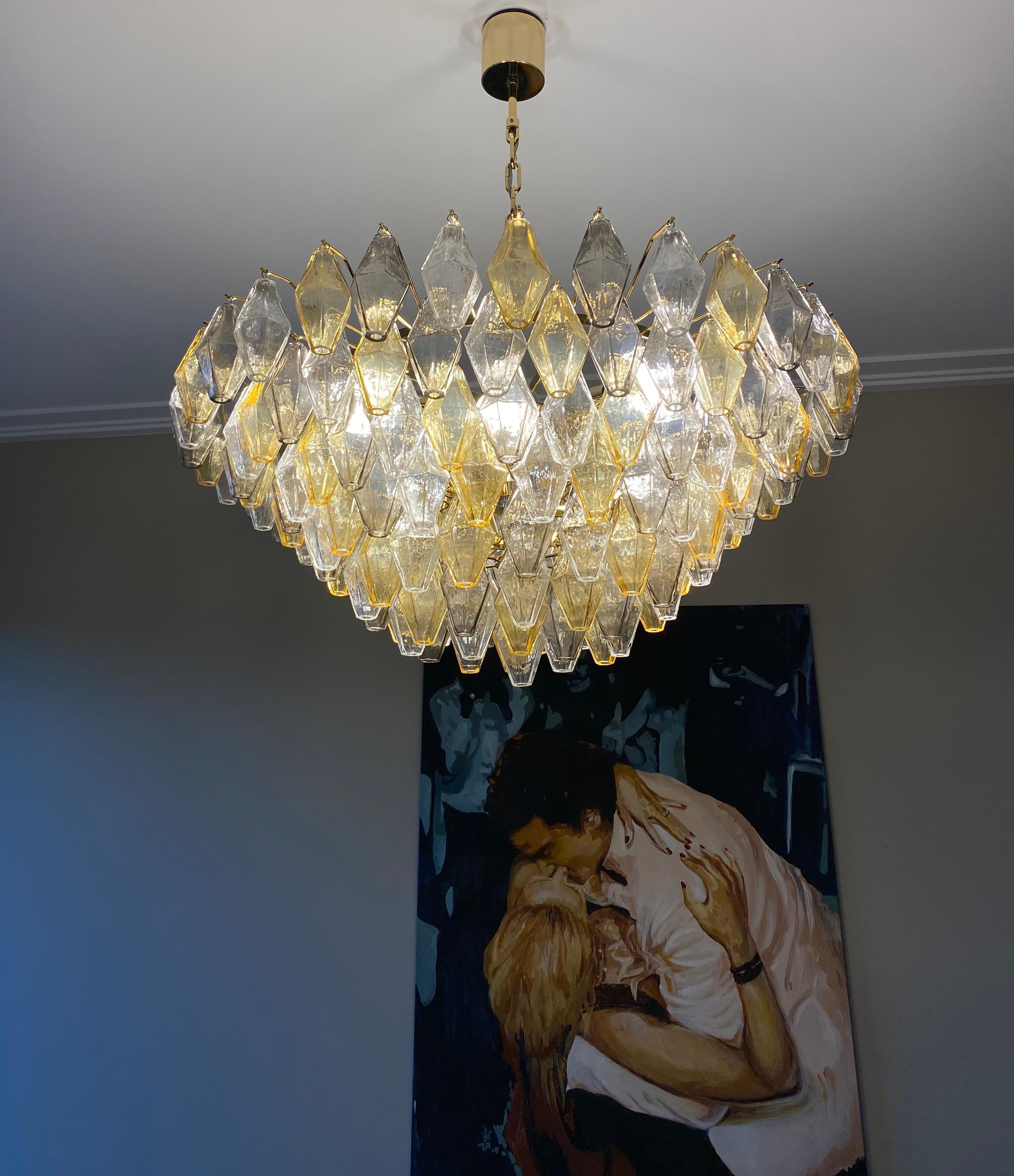 Grand lustre ou plafonnier en verre de Murano Poliedri gris et ambré en vente 2