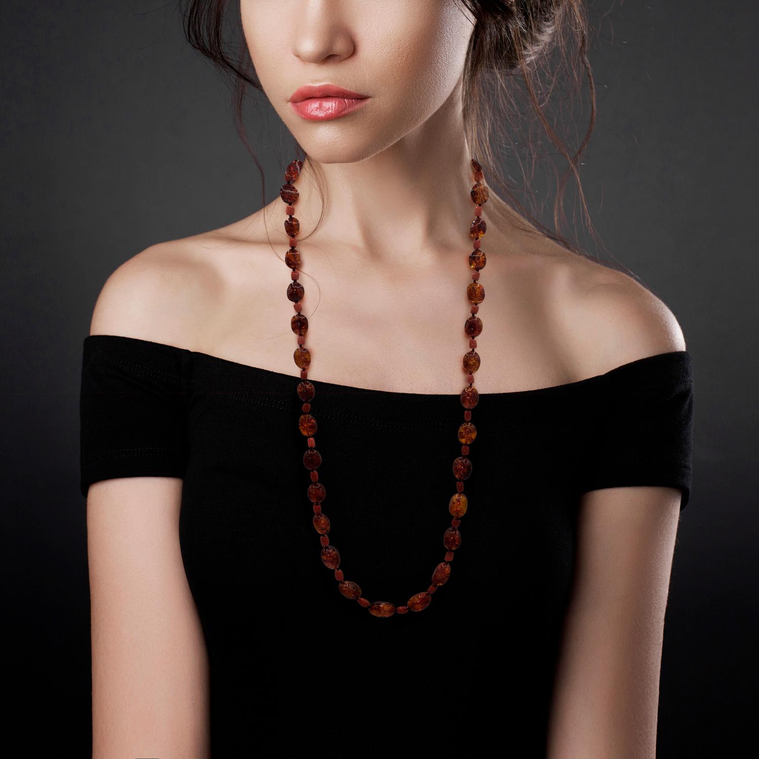Amber and Coral Multi-strand Necklace In New Condition For Sale In Torre del Greco, IT
