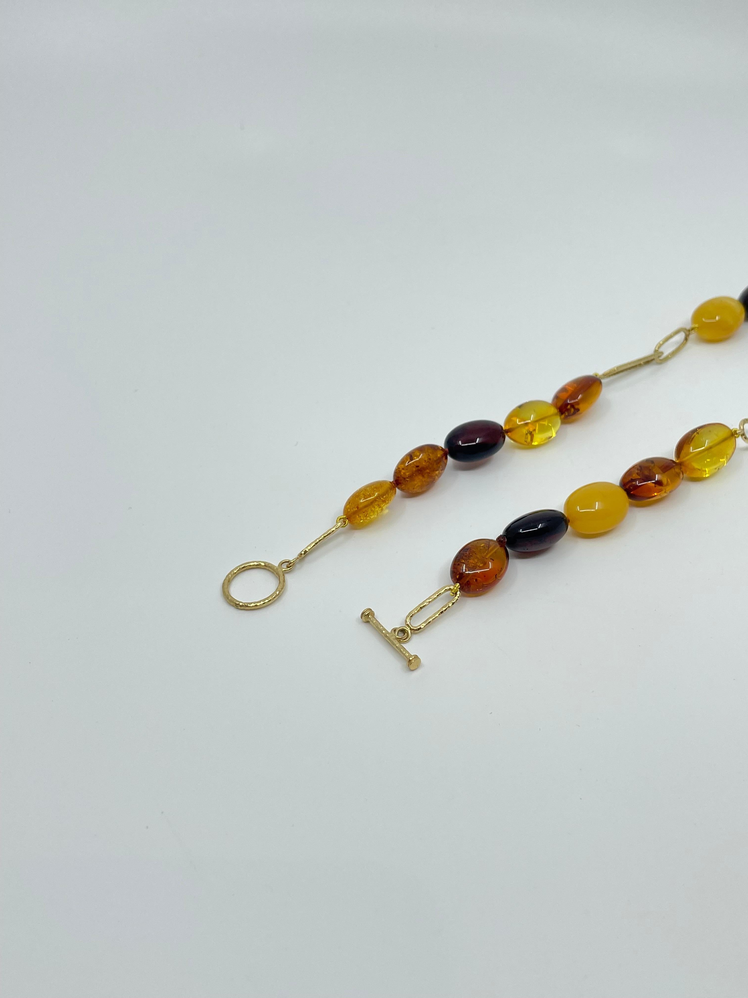 Amber and Gold Links Necklace For Sale 4