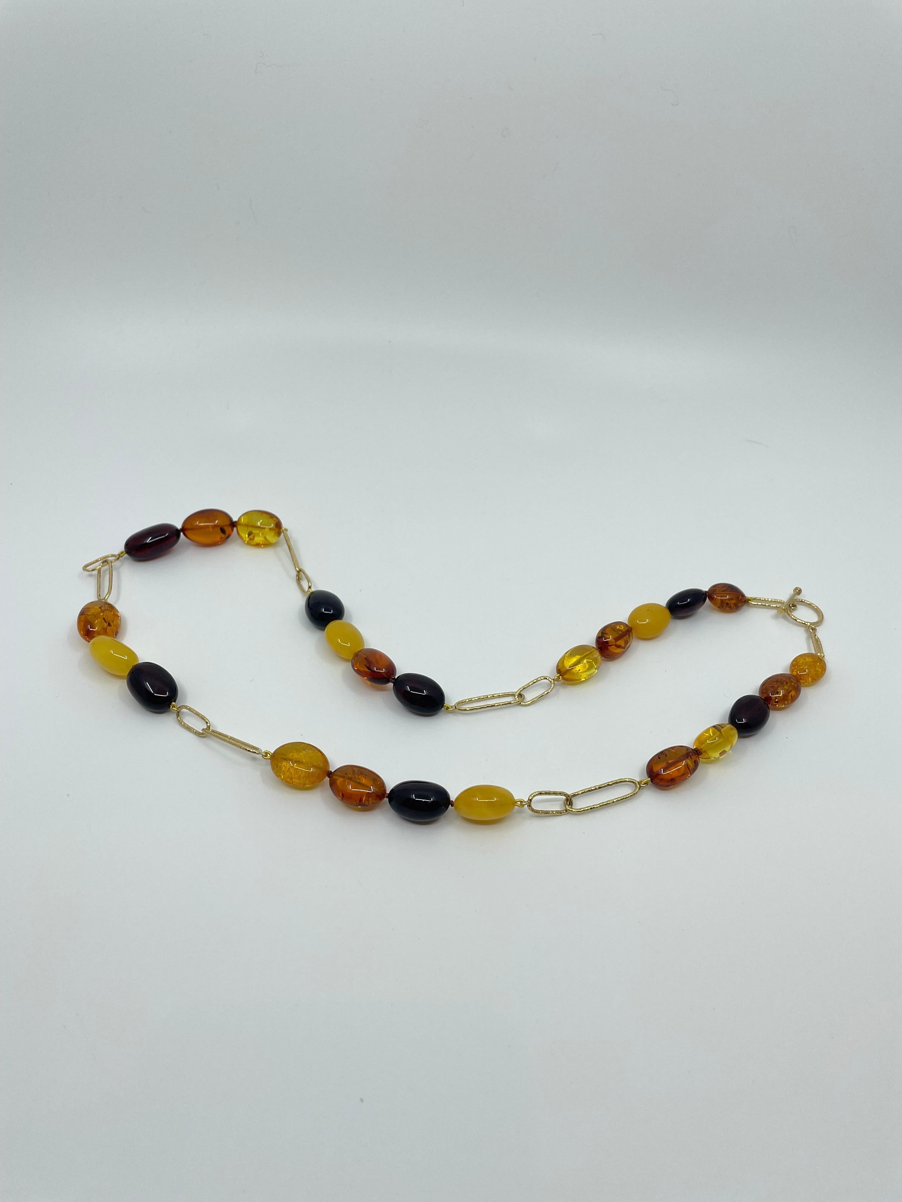 Women's or Men's Amber and Gold Links Necklace For Sale