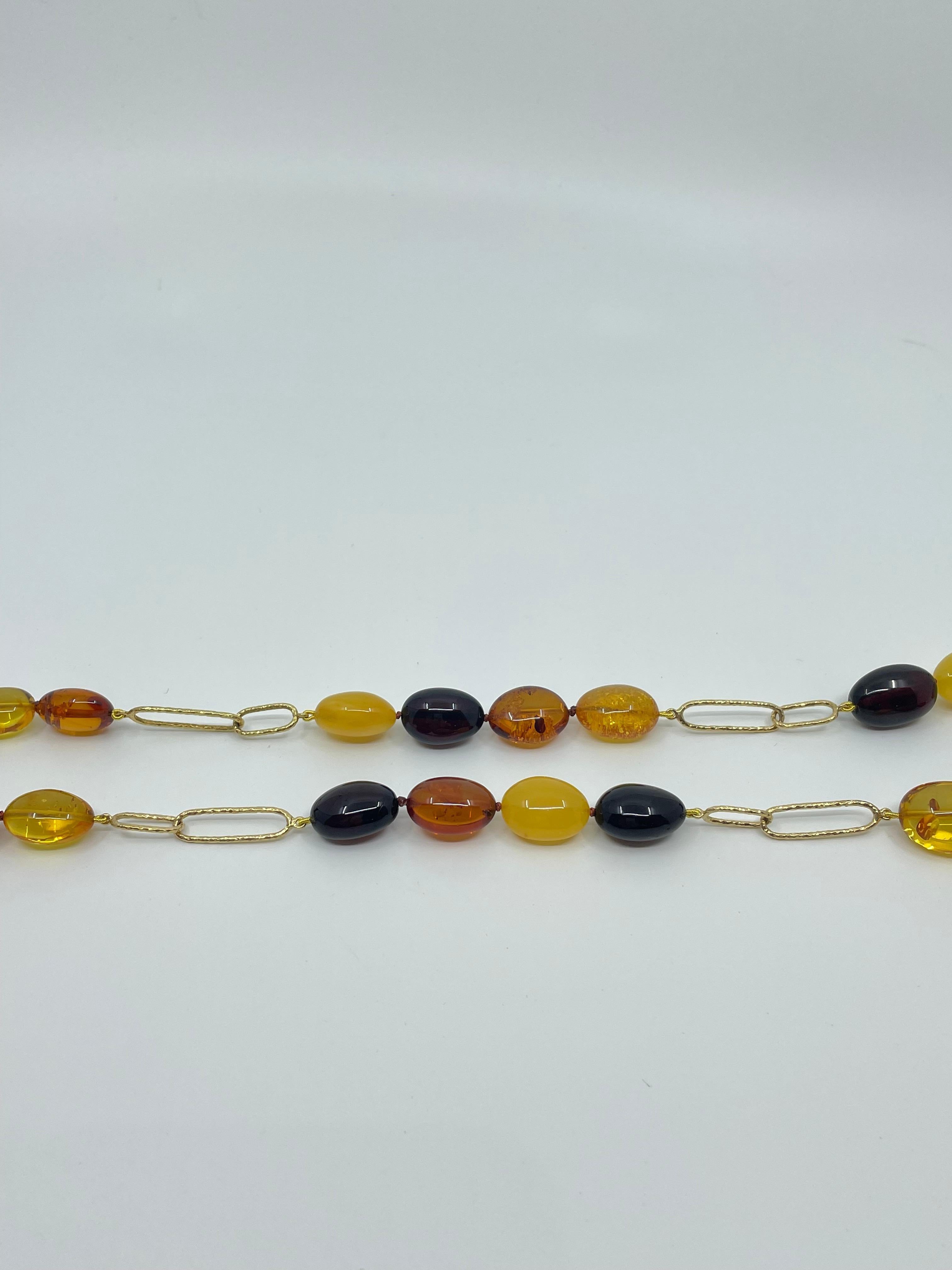 Amber and Gold Links Necklace For Sale 2
