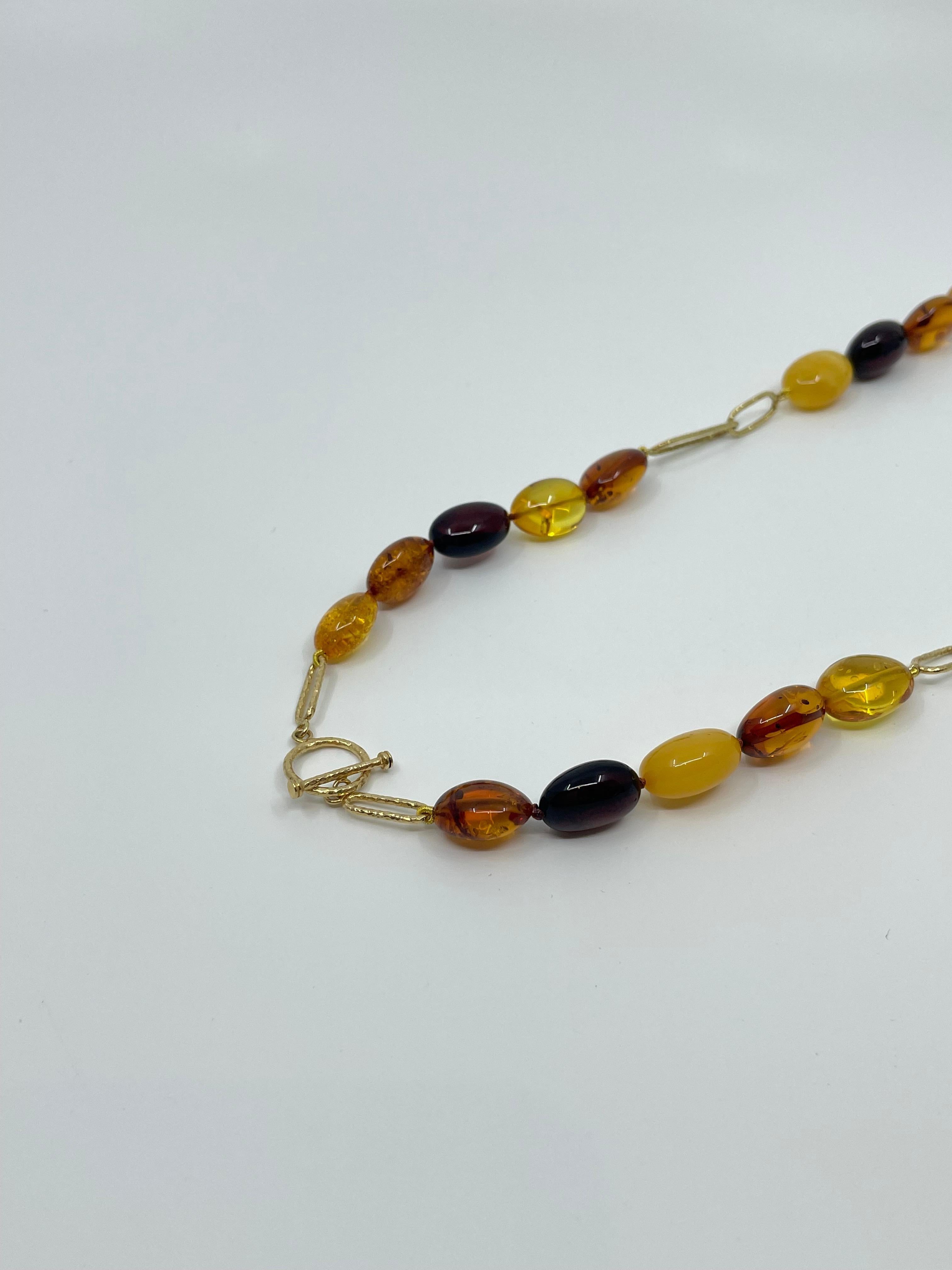 Amber and Gold Links Necklace For Sale 3
