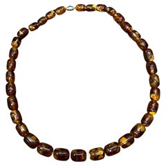 Collier de perles d'ambre