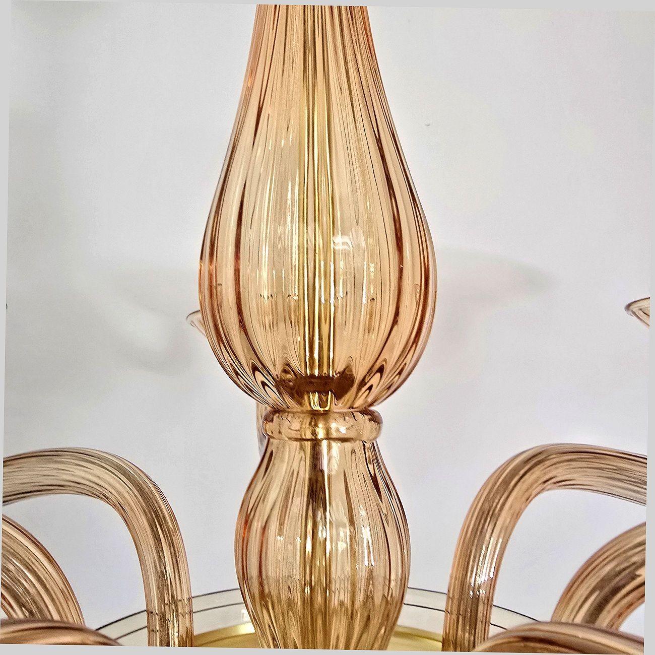 Araña neoclásica de Murano de color marrón ámbar en venta 2
