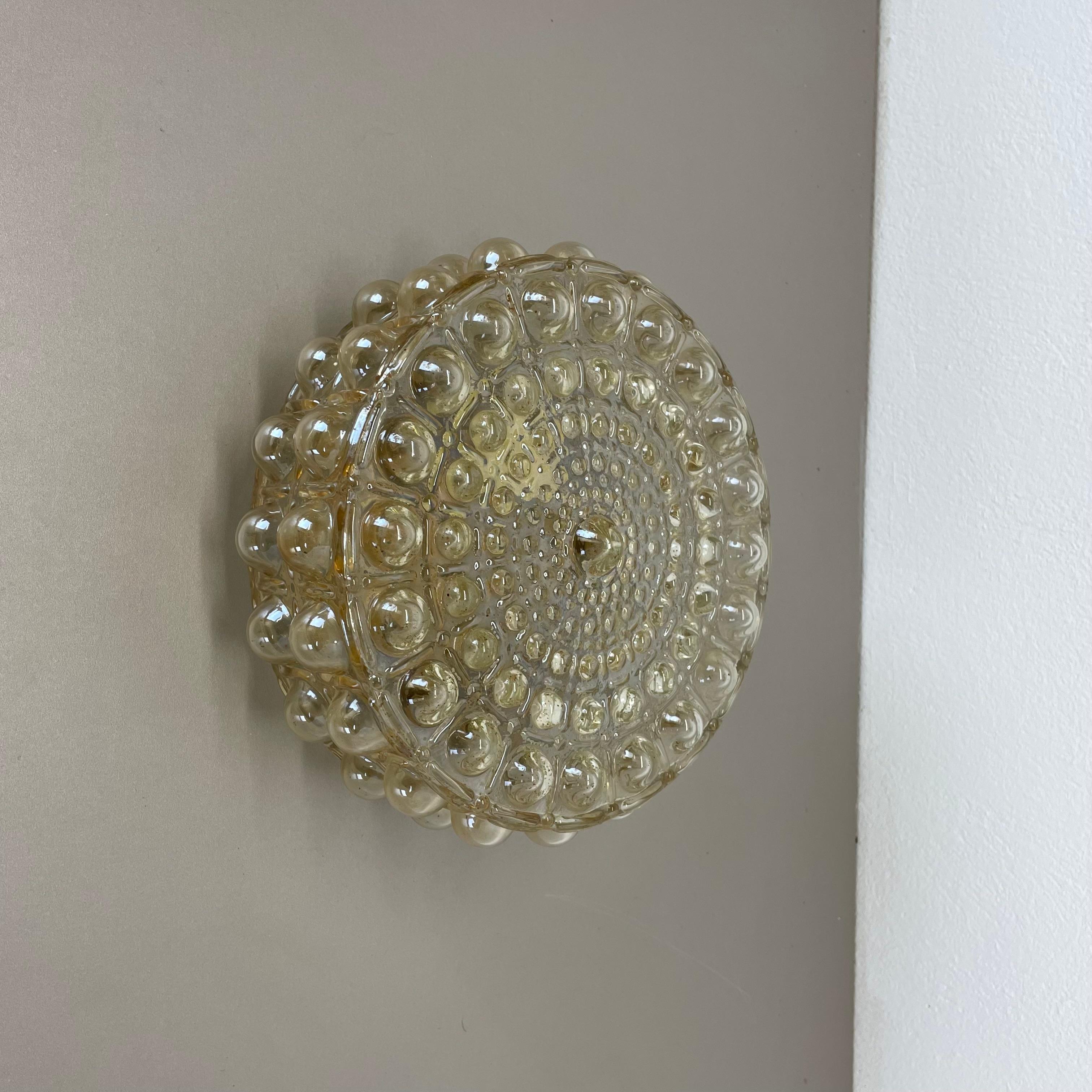 amber Bubble Structure Wandleuchte  Helena Tynell Glashütte Limburg zugeschrieben, 1960 (Moderne der Mitte des Jahrhunderts) im Angebot