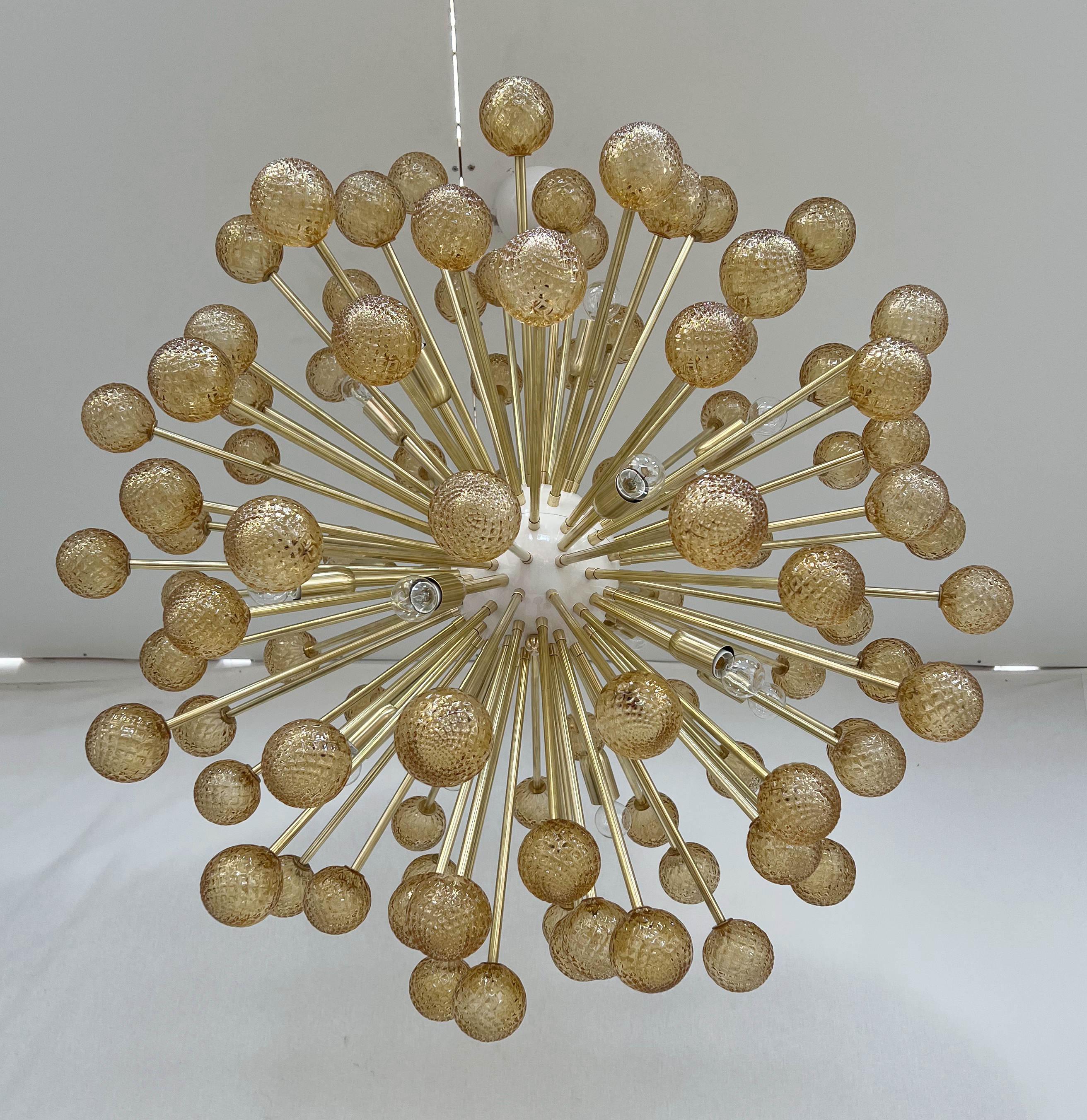 Araña Sputnik Ráfaga de Ámbar de Fabio Ltd en Nuevo estado para la venta en Los Angeles, CA
