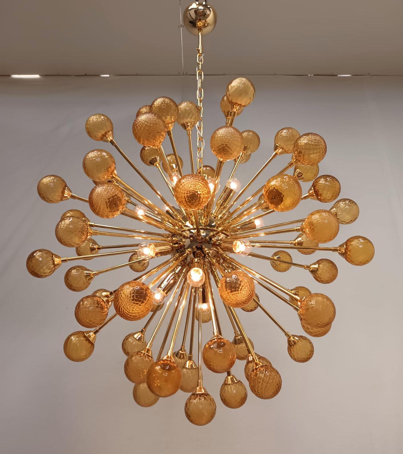 Araña Sputnik Ráfaga de Ámbar de Fabio Ltd Siglo XXI y contemporáneo en venta