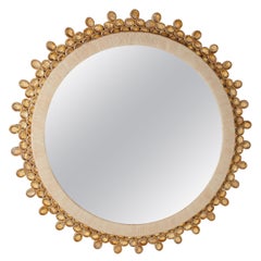 Specchio in cristallo di rocca con cabochon d'ambra di David Duncan
