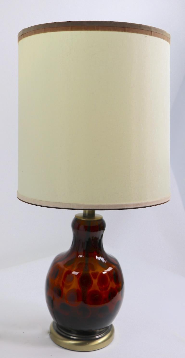 Bernsteinfarbene Kunstglas-Tischlampe mit Münzflecken im Angebot 2