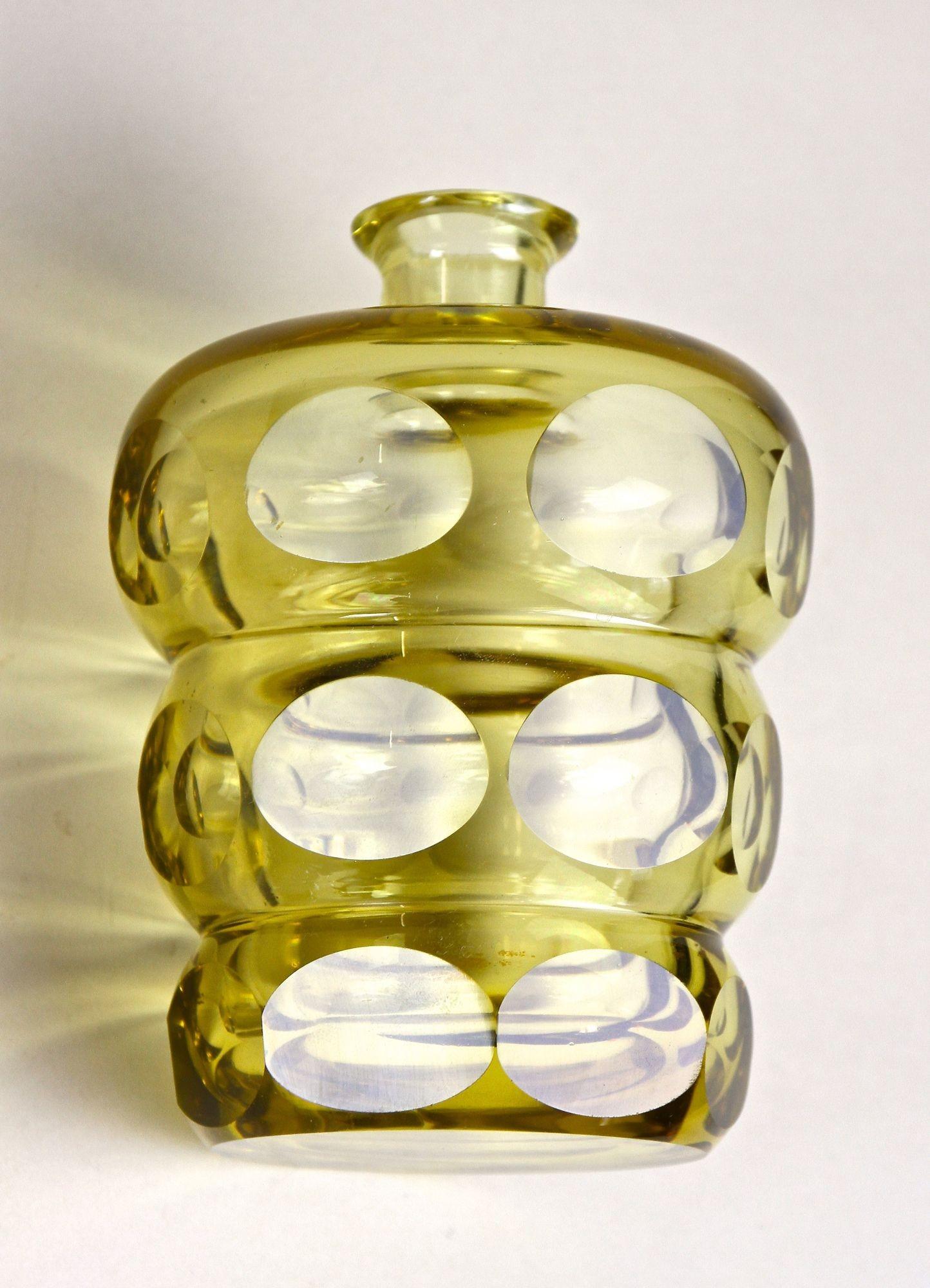 Amber-Colored Art Deco Glass Bottle with Lid, Bohemia circa 1930 10