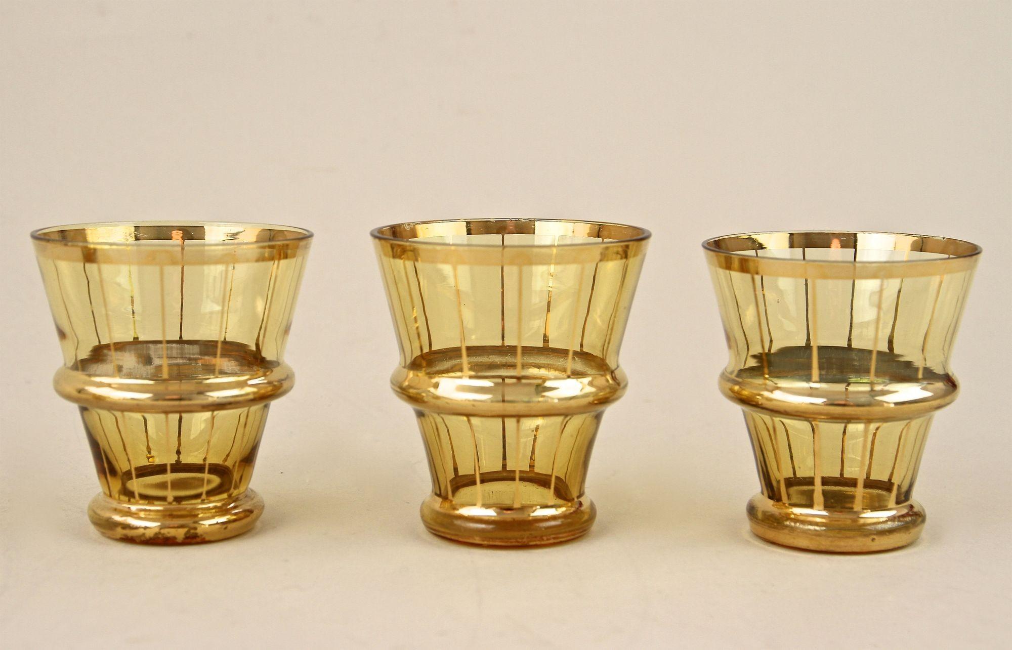 Amber Colored Gilt Art Deco Glass Decanter Set with 6 Shot Glasses, CZ ca. 1920 For Sale 9
