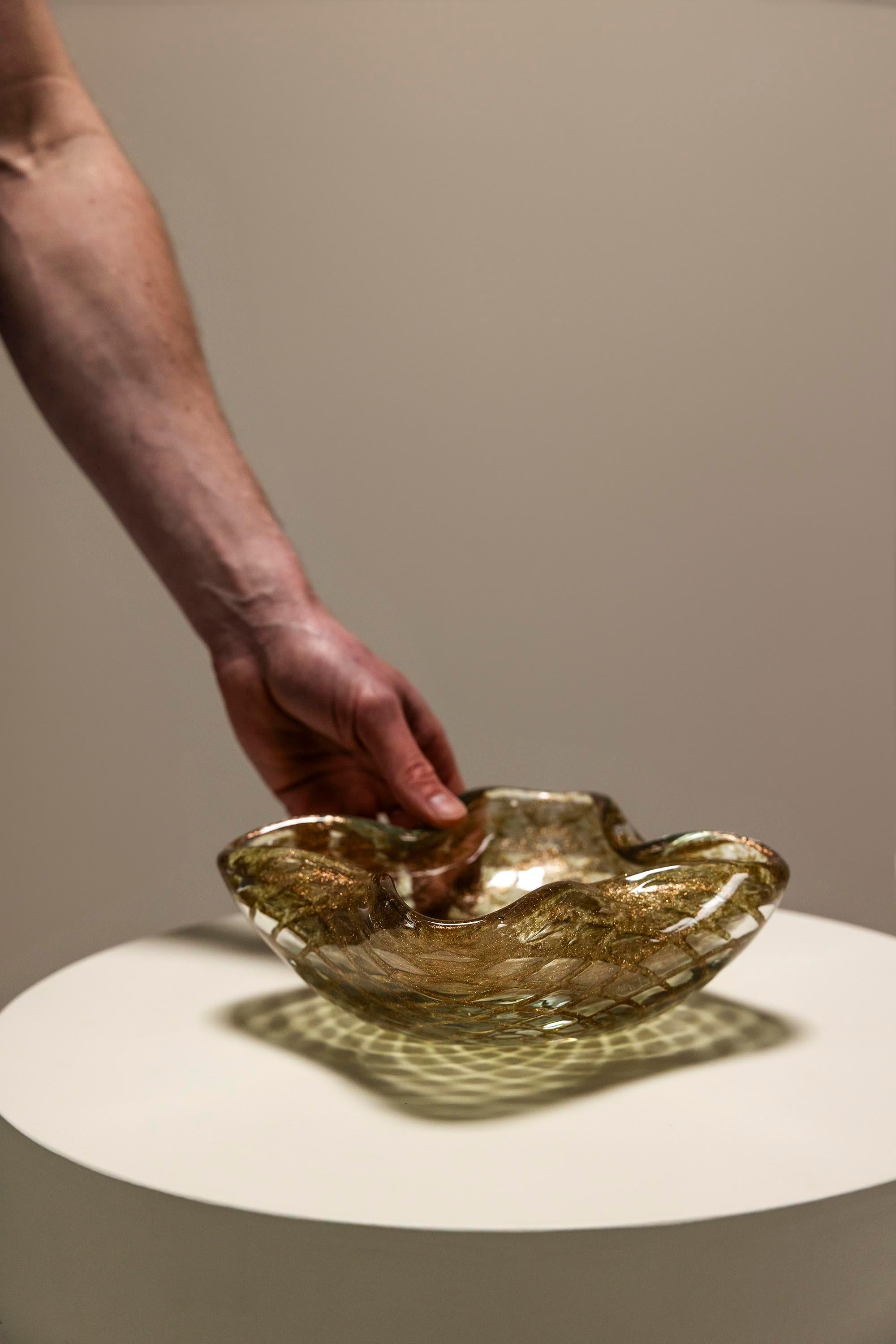Amber-colored Murano Glass Bowl, Italy 1960s For Sale 2