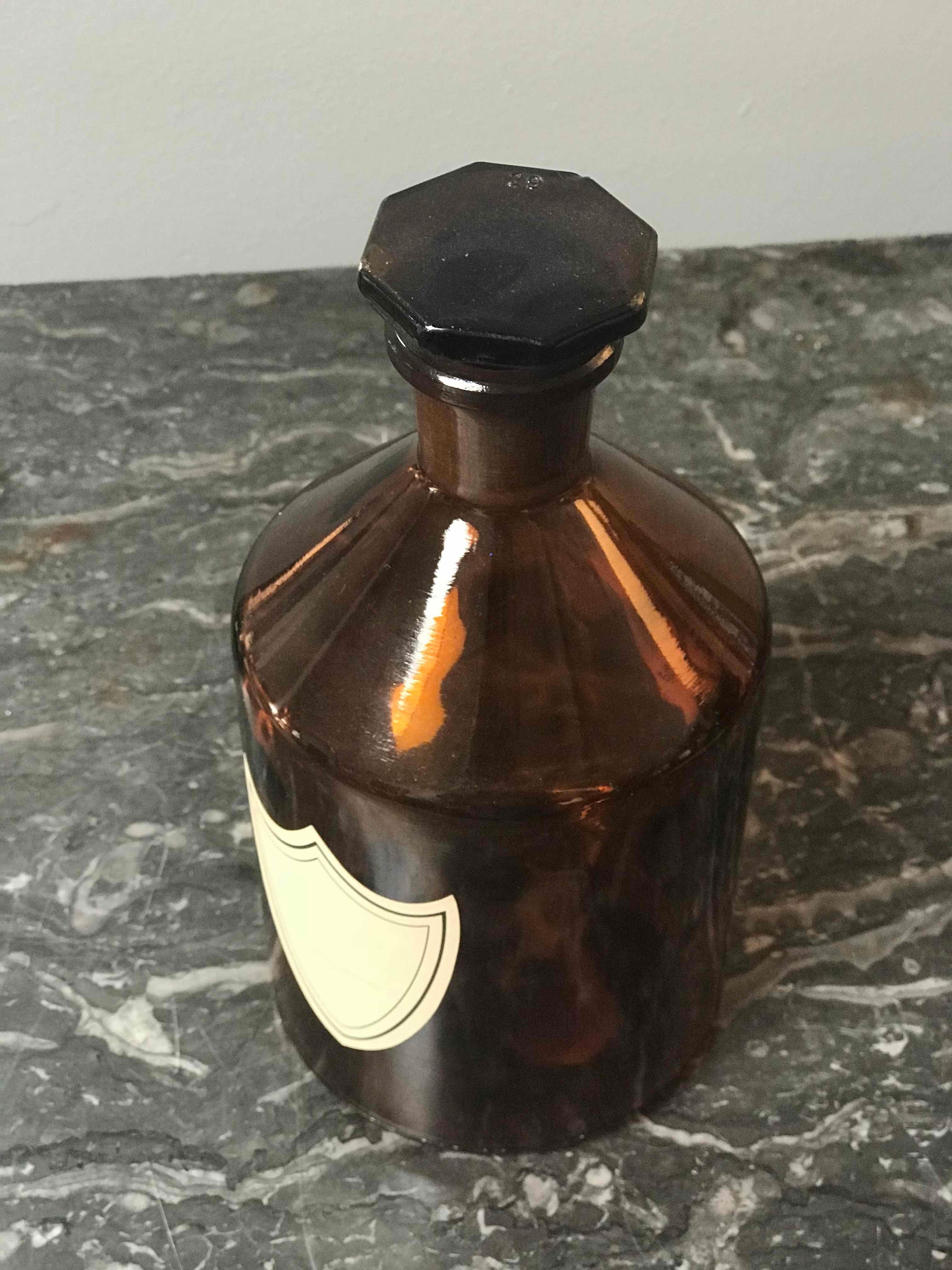 amber glass bottle with stopper