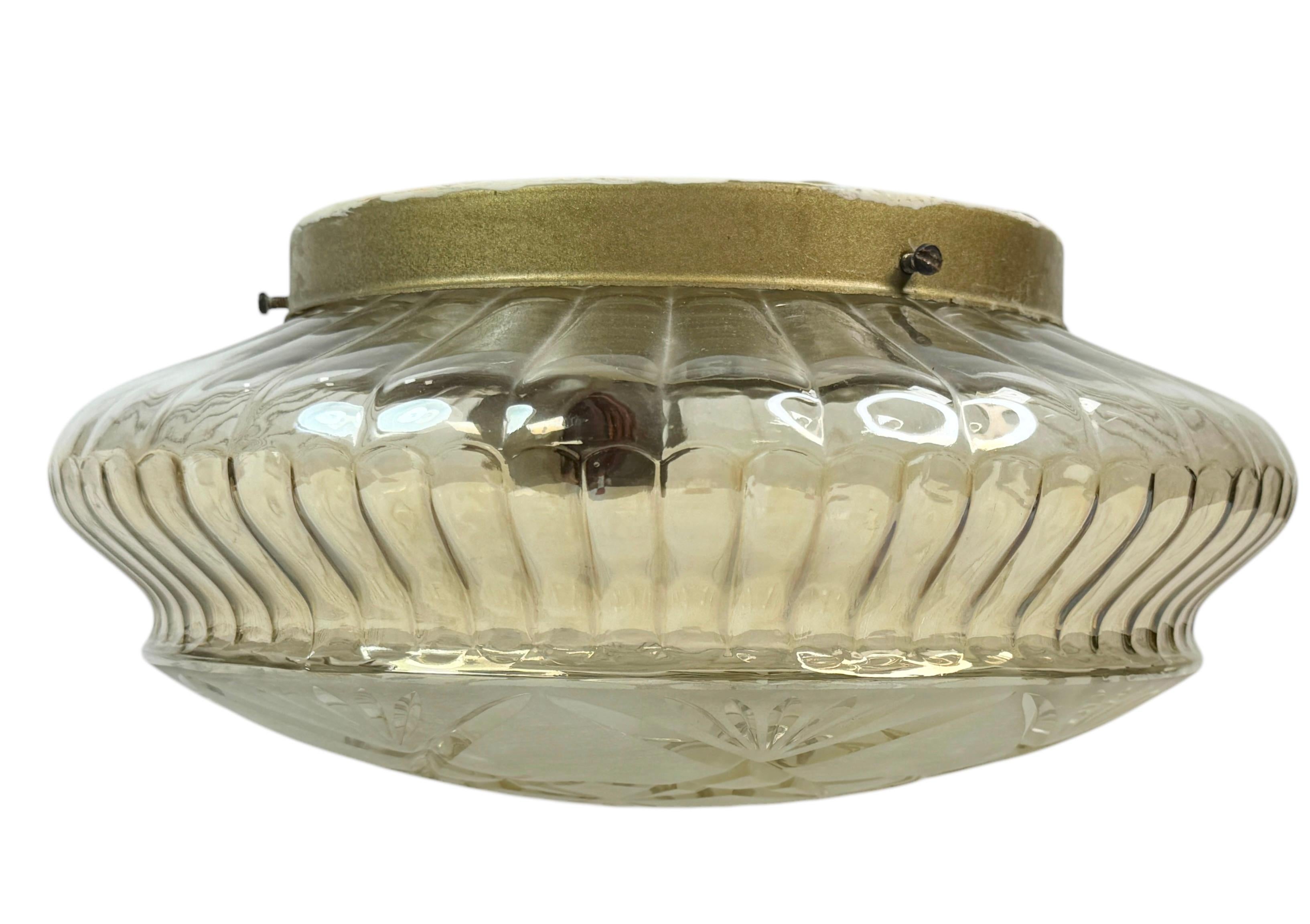 Empotrable de cristal ámbar Glashuette Limburg Estilo Art Decó, Alemania Años 60 Moderno de mediados de siglo en venta