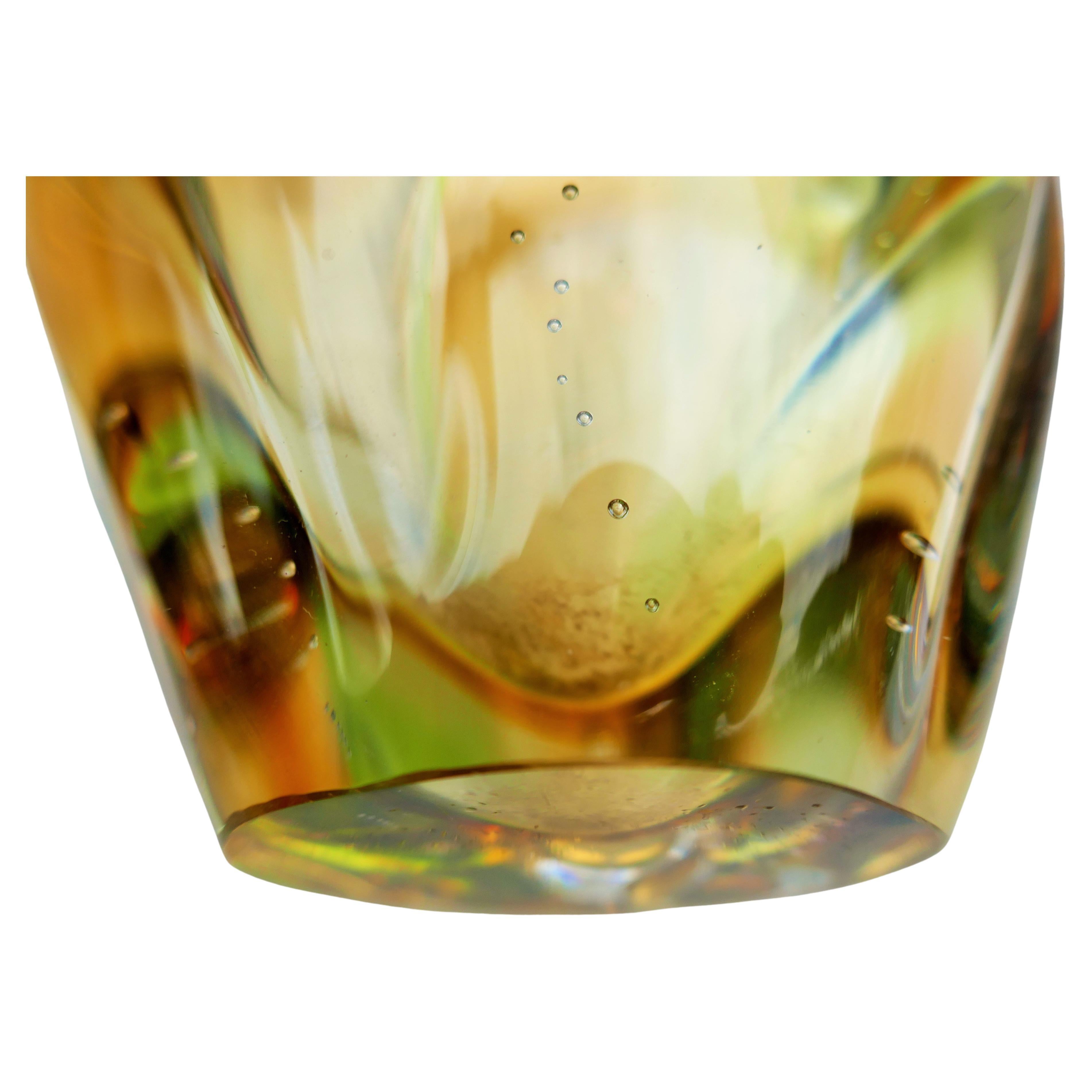 Vaso in vetro ambrato attribuito a Seguso o Barovier in vendita 2