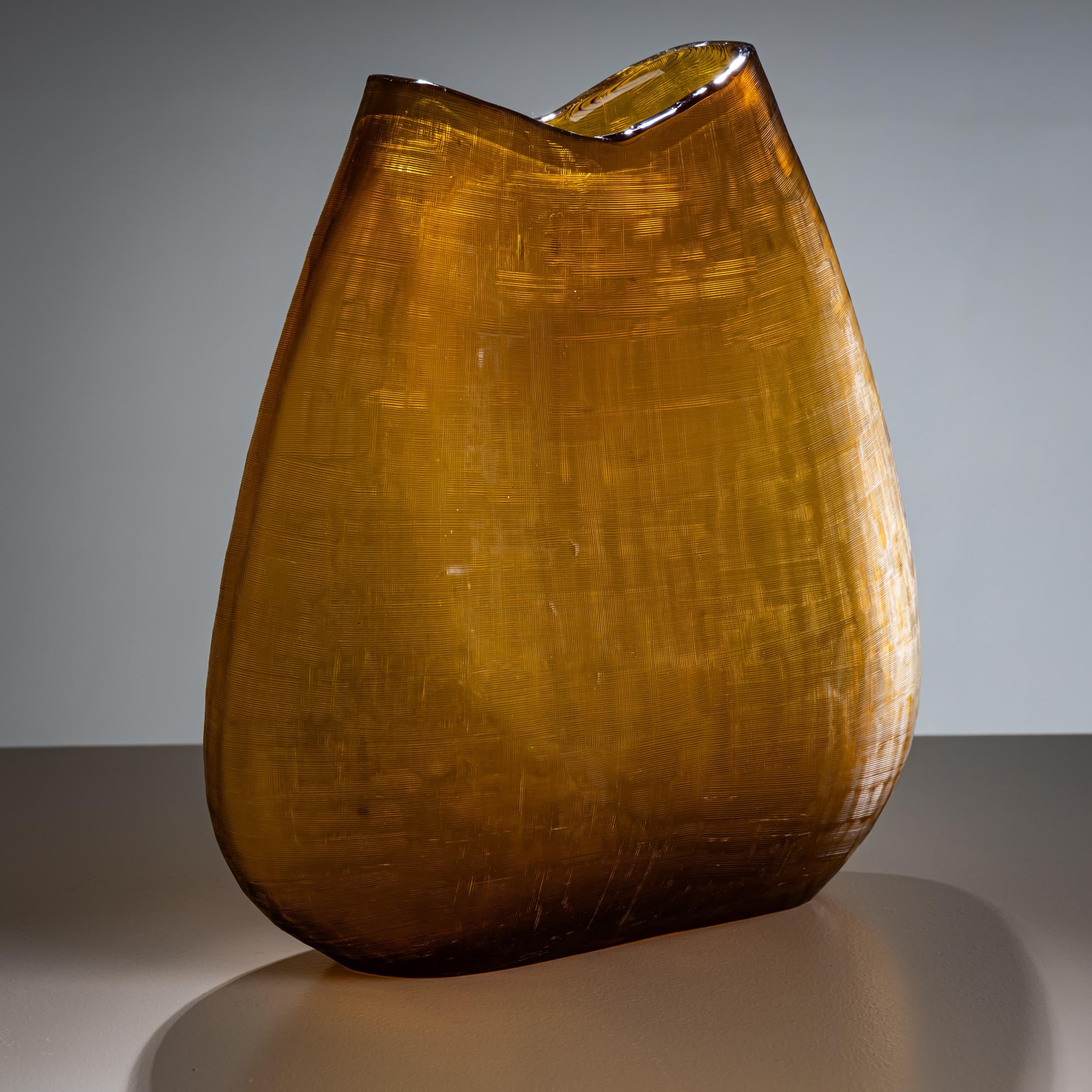 Vase en verre ambré, Italie, années 1960/70 Bon état - En vente à Greding, DE