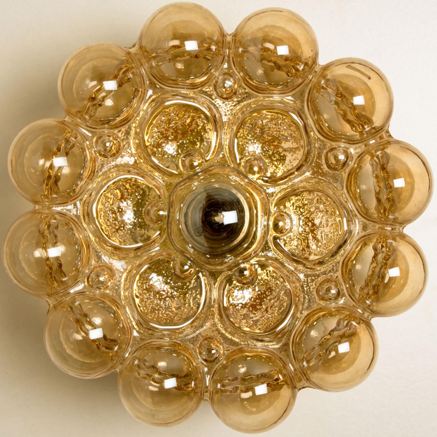 Appliques murales en verre ambré par Helena Tynell, 1960 Bon état - En vente à Rijssen, NL