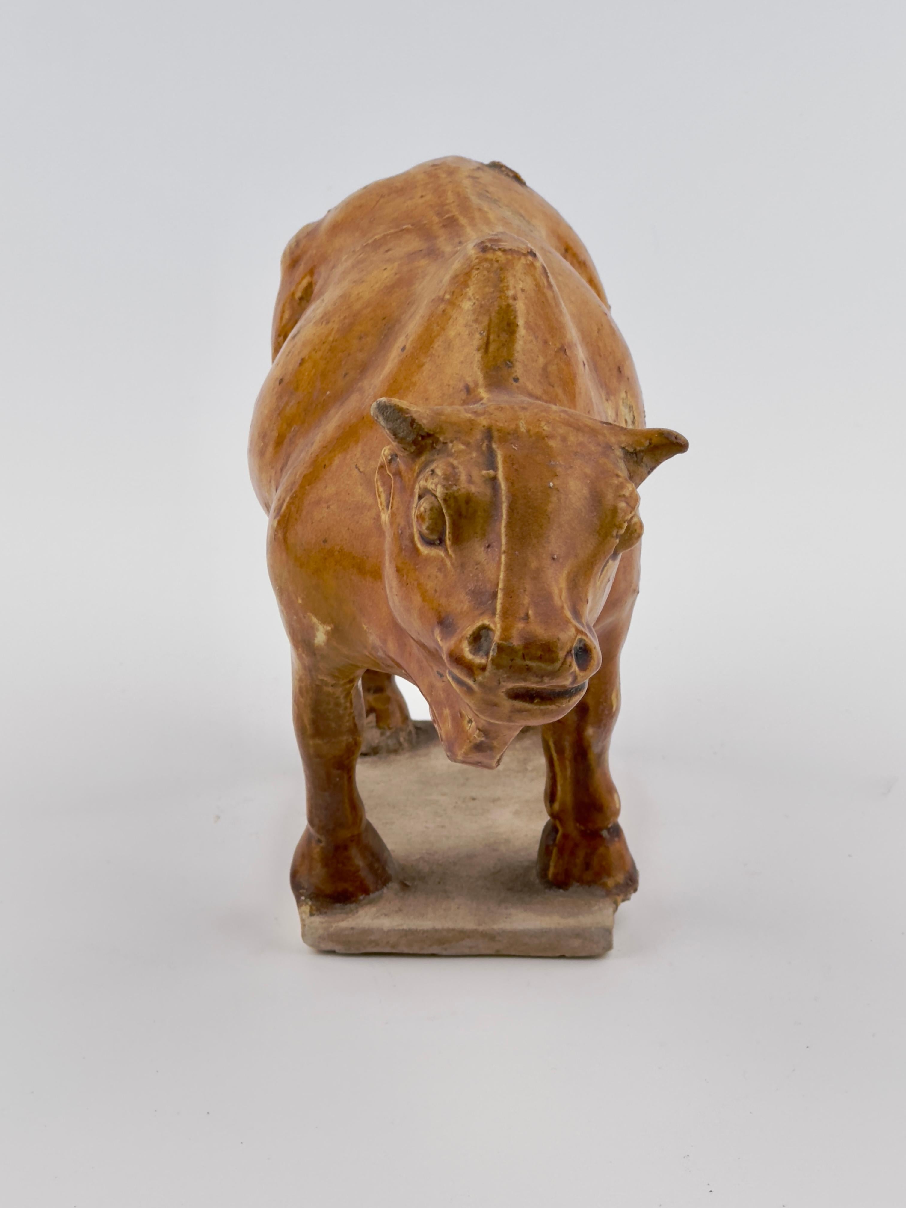 Amber-Glazed Pottery Figure of Sacred Bull, Tang-Liao Dynasty (7-12th Century) For Sale 6