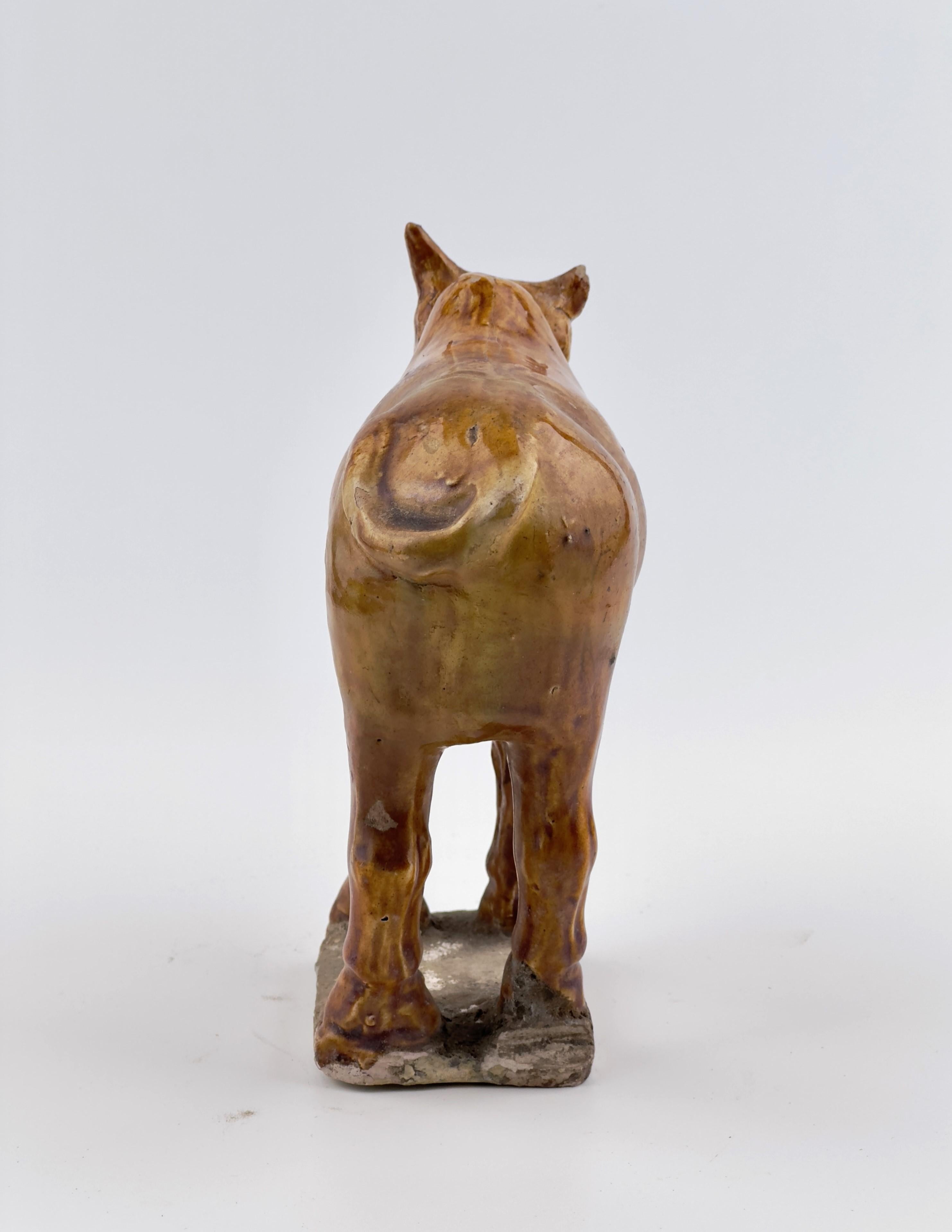Amber-Glazed Pottery Figure Of Sacred Bull, Tang-Liao Dynasty (7-12th Century) For Sale 2