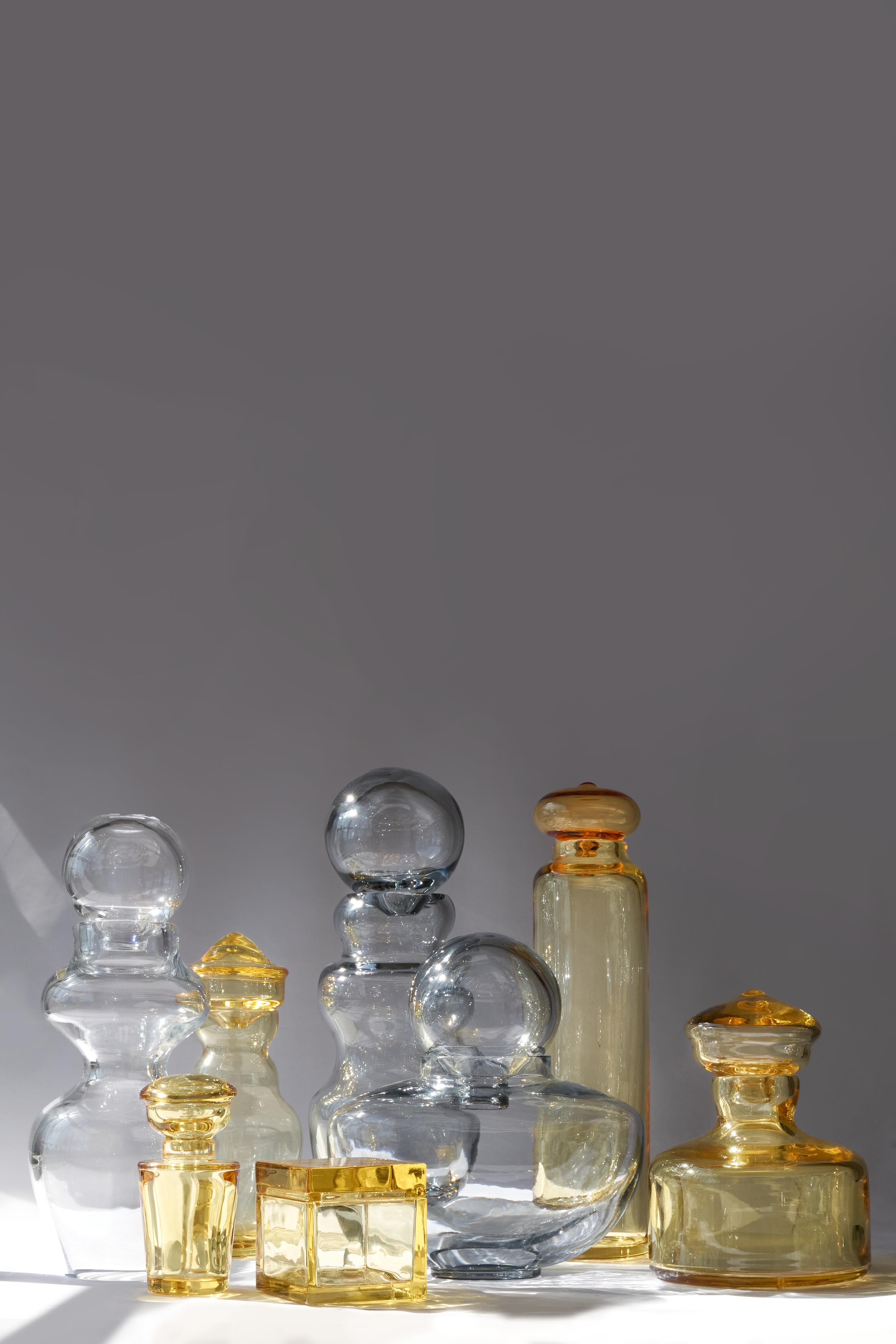 Amber Marsala Cap and Vase by Studio Bojola In New Condition For Sale In Geneve, CH