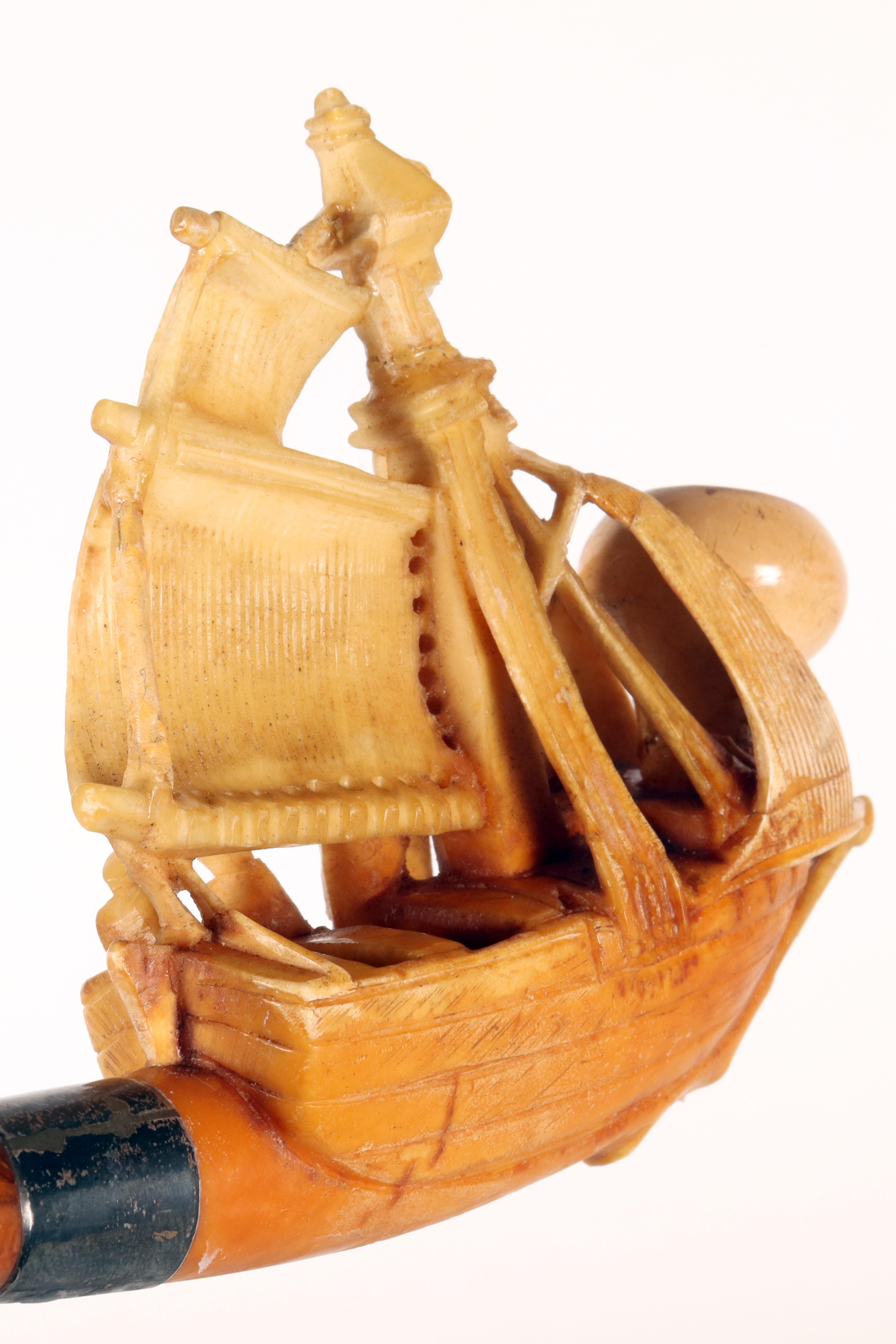 Pipa di meerschaum in ambra, raffigurante un veliero. Vienna, Austria 1890. in vendita 2