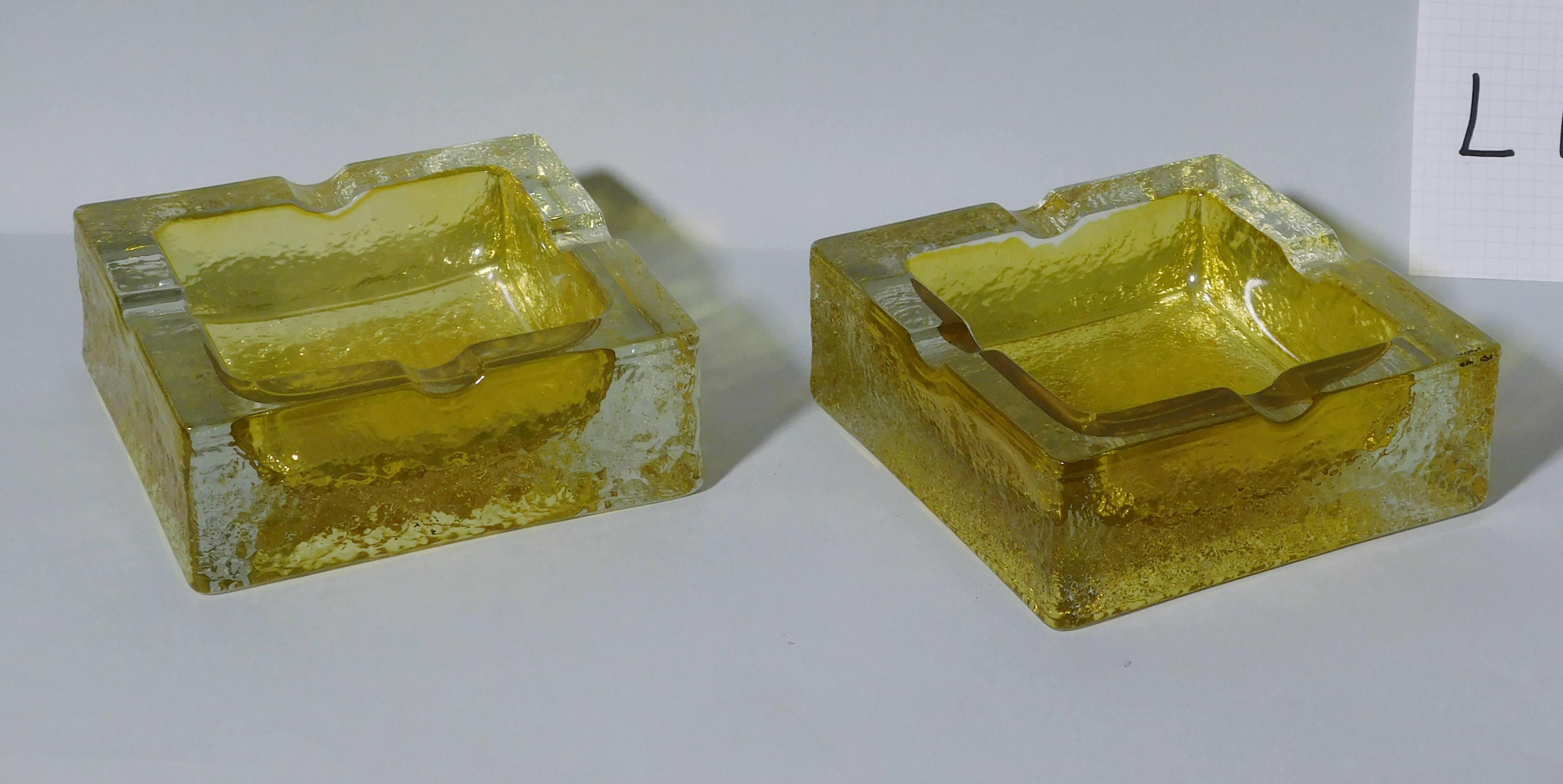 Amber Murano Ashtray, 2 Available (Italienisch) im Angebot