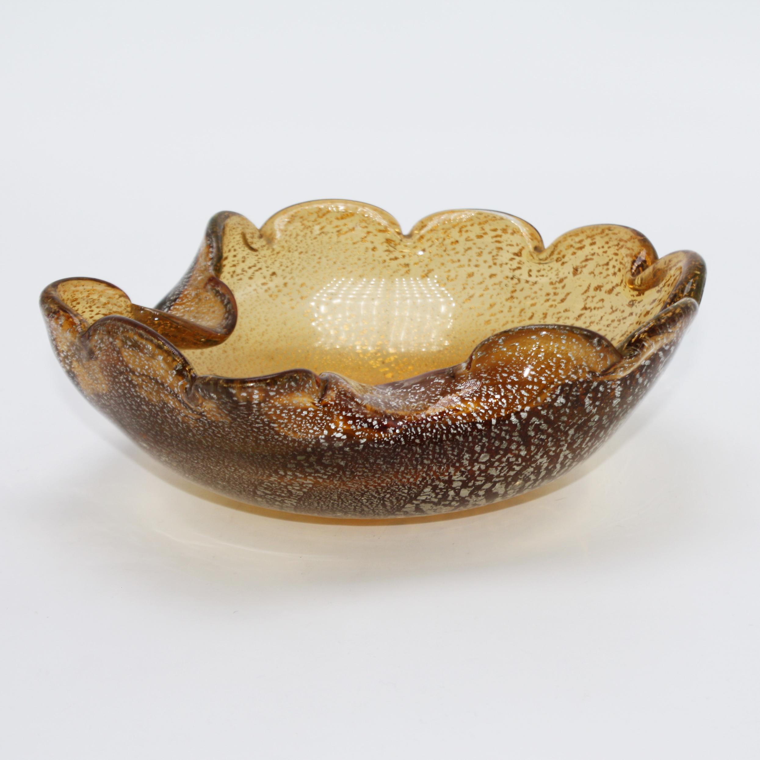 Mid-20th Century Amber Murano Bowl with Silver Inclusions, circa 1960 For Sale