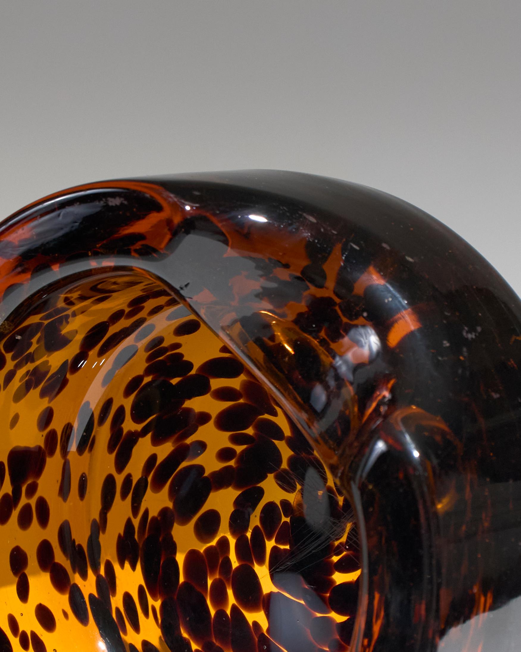 Verre Cendrier en verre Murano ambre, années 1960 en vente