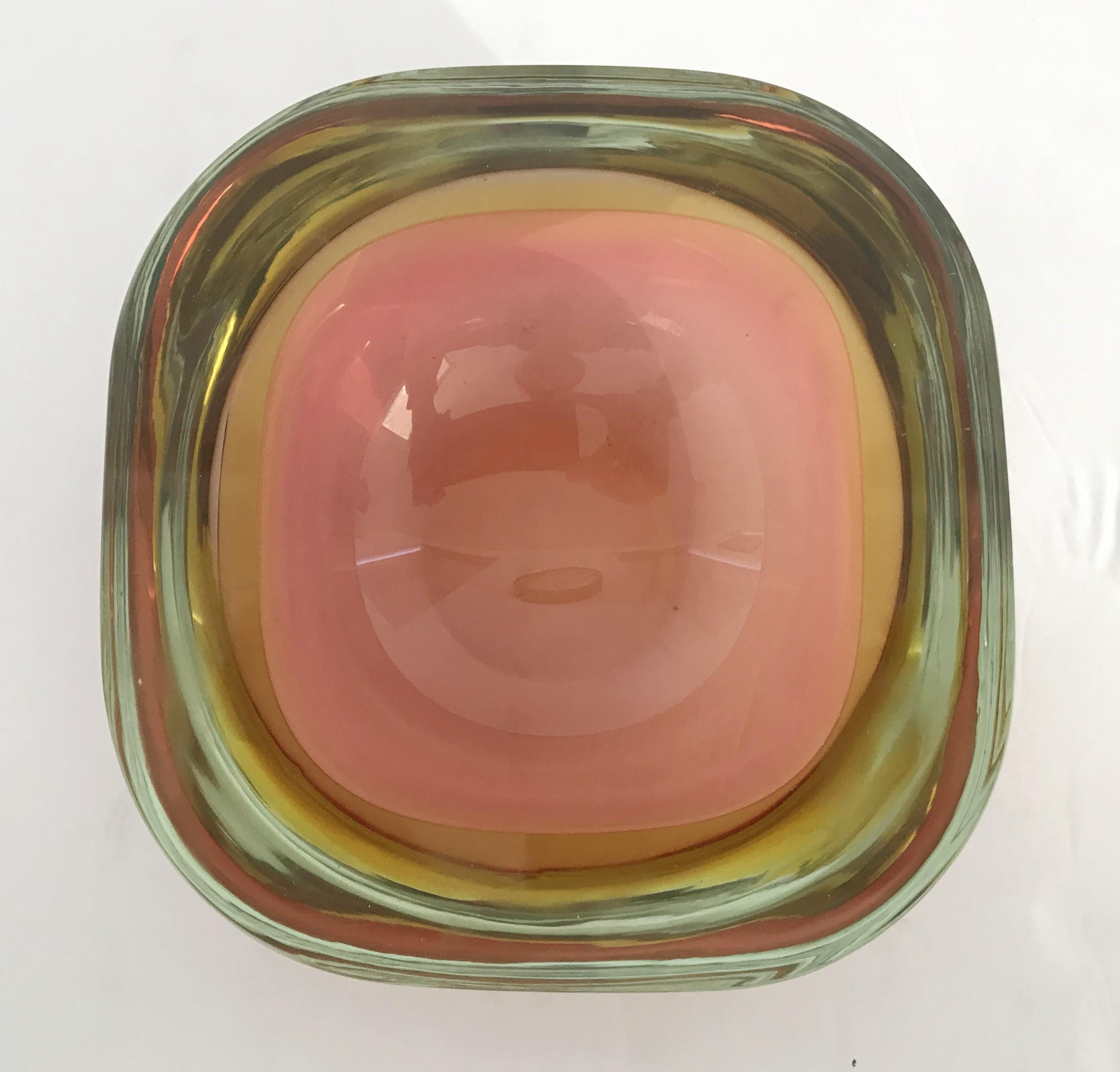 Amber Murano Glass Bowl In Good Condition For Sale In Los Angeles, CA