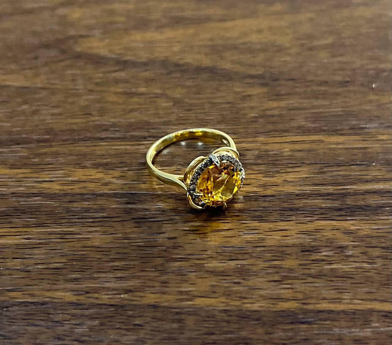 Women's Amber Orange Citrine Diamond Pave Set Flower Floral 14K Yellow Gold Ring For Sale