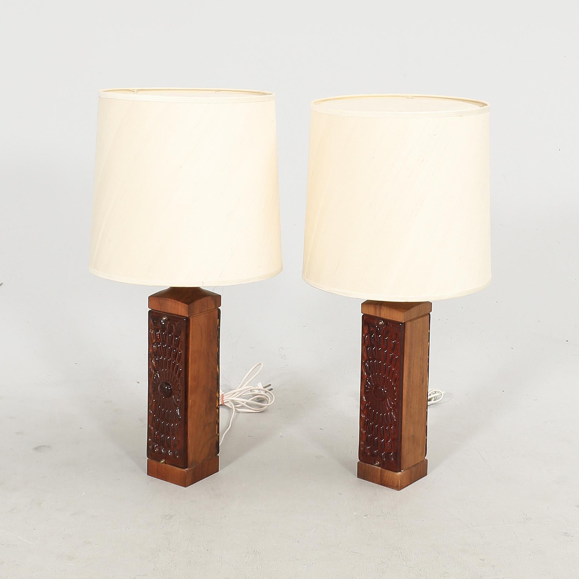 Scandinavian Modern Anonymous Table lamp in amber red Cast Glass and Teak a Pair , Denmark, 1970s For Sale