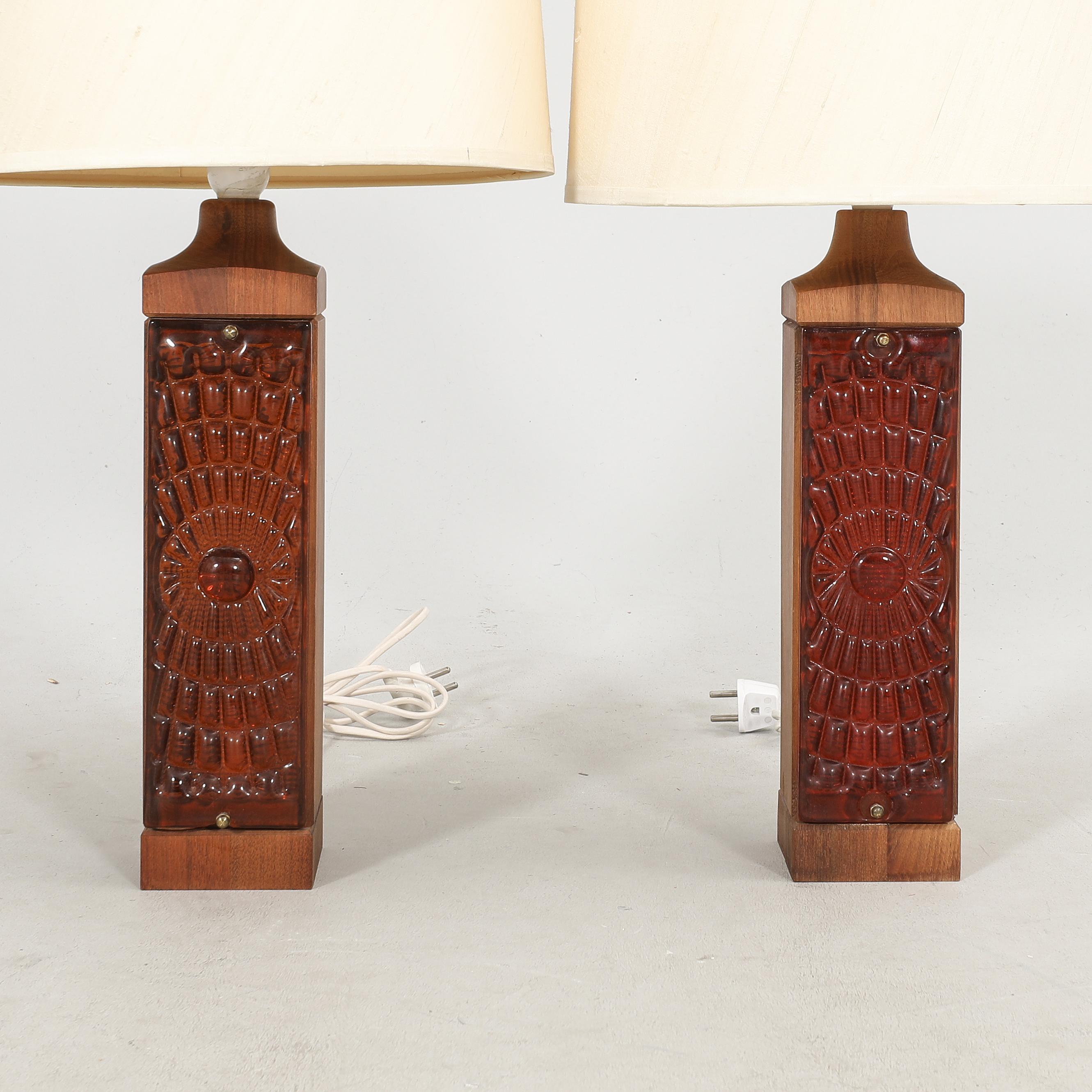 Danish Anonymous Table lamp in amber red Cast Glass and Teak a Pair , Denmark, 1970s For Sale