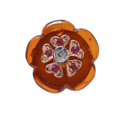 Ambre, rubis, diamants, boucles d'oreilles en or rose et en argent.