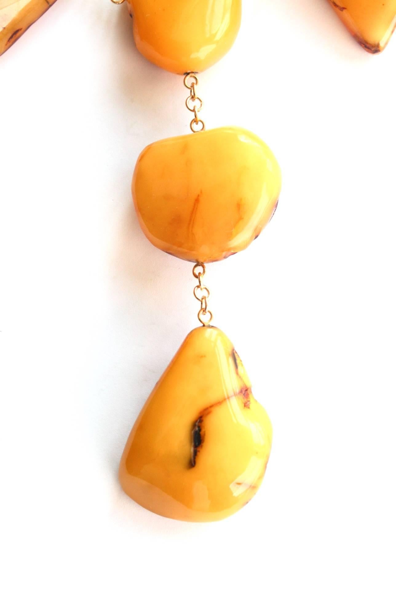 Mixed Cut Antique BAltic Amber Stone 18 Karat Gold Necklace For Sale
