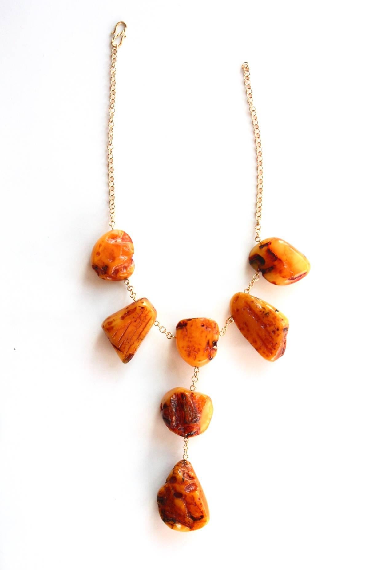 Women's or Men's Antique BAltic Amber Stone 18 Karat Gold Necklace For Sale