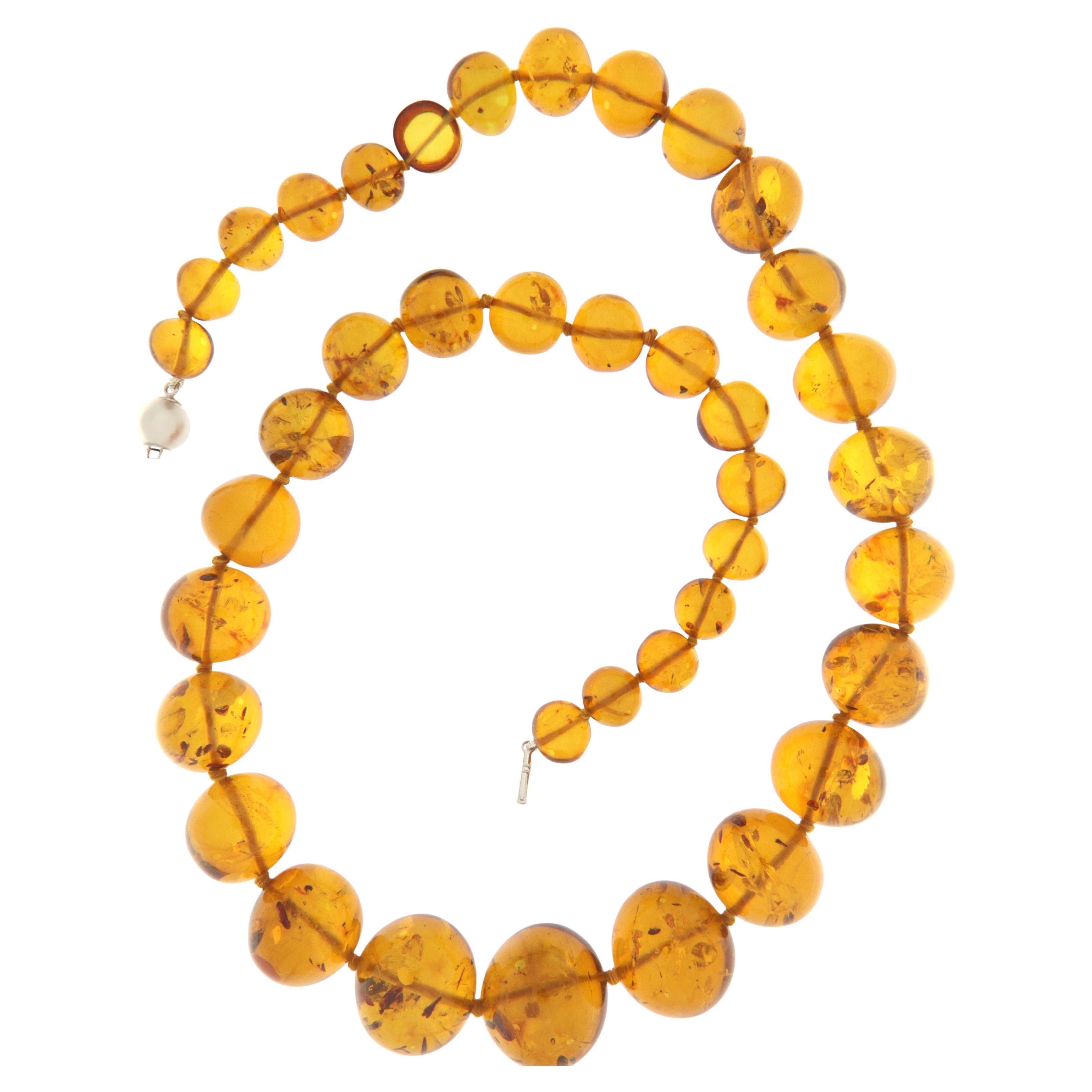 Amber White Gold 18 Karat Ball Cut Necklace For Sale