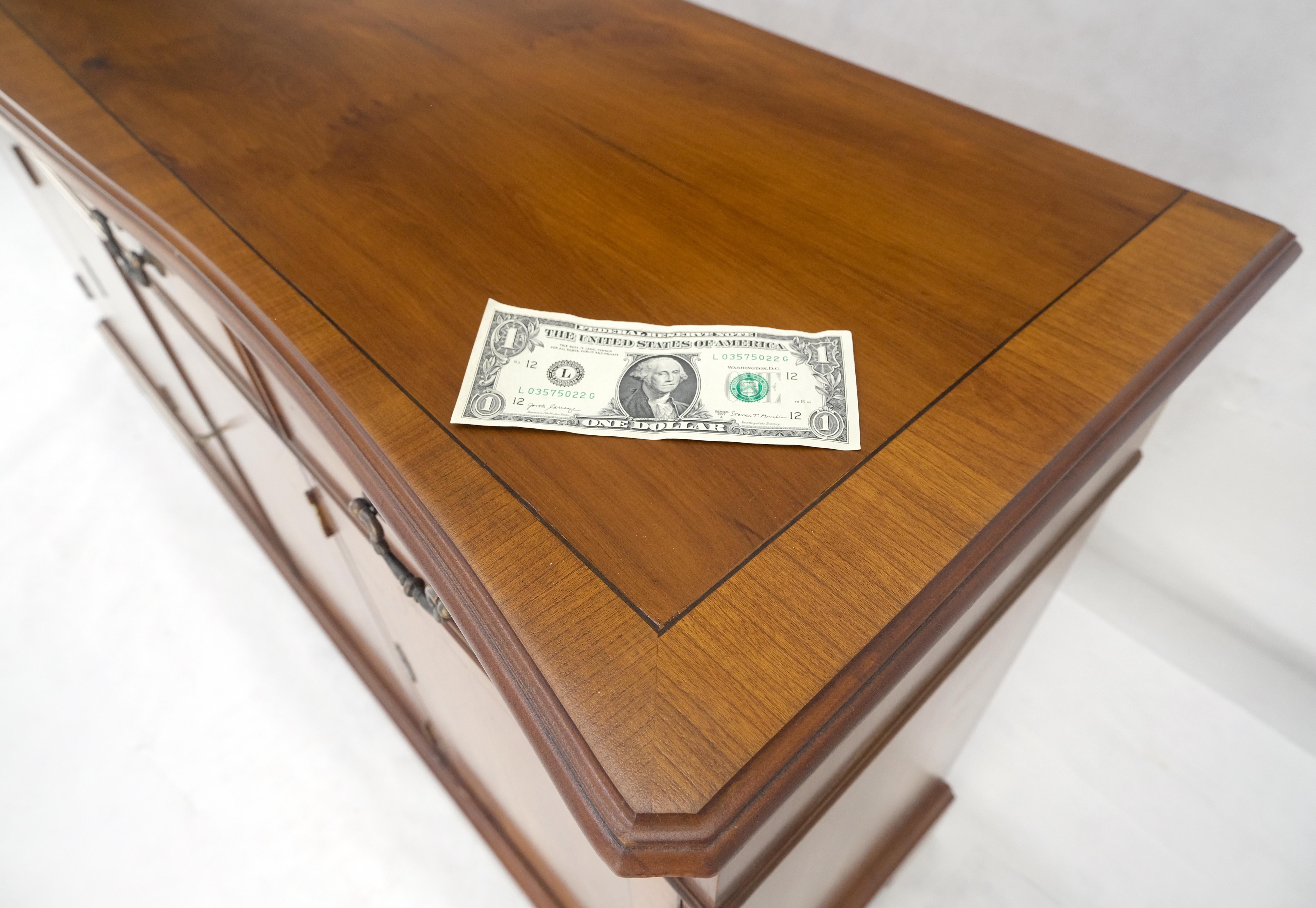Credenza in legno di tasso ambrato a 4 cassetti con ante a scomparti c1979s Feder MINT in vendita 5