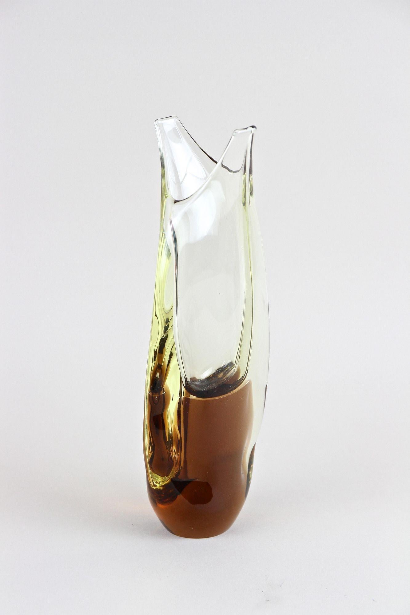 Vase aus bernsteinfarbenem/ braunem Murano-Glas, Mitte des Jahrhunderts, Italien ca. 1960/70 im Angebot 11