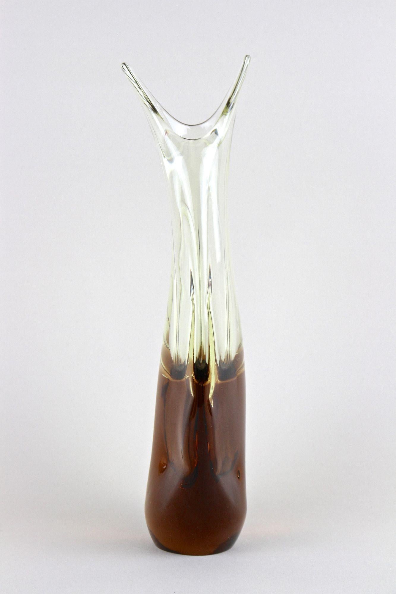20th Century Ambercolored/ Brown Murano Glass Vase, Mid Century, Italy ca. 1960/70 For Sale
