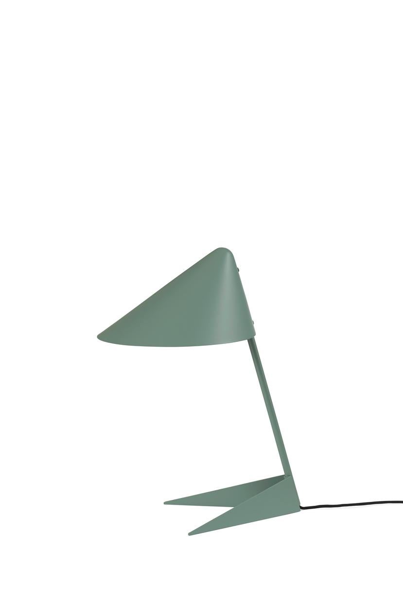 Ambience Dusty Green Table Lamp by Warm Nordic
Dimensions: D22 x W32 x H43 cm
Material: Lacquered steel, Brass
Weight: 1 kg
Also available in different colours. Please contact us.

A beautiful table lamp in a consummate 1950s design, created by the