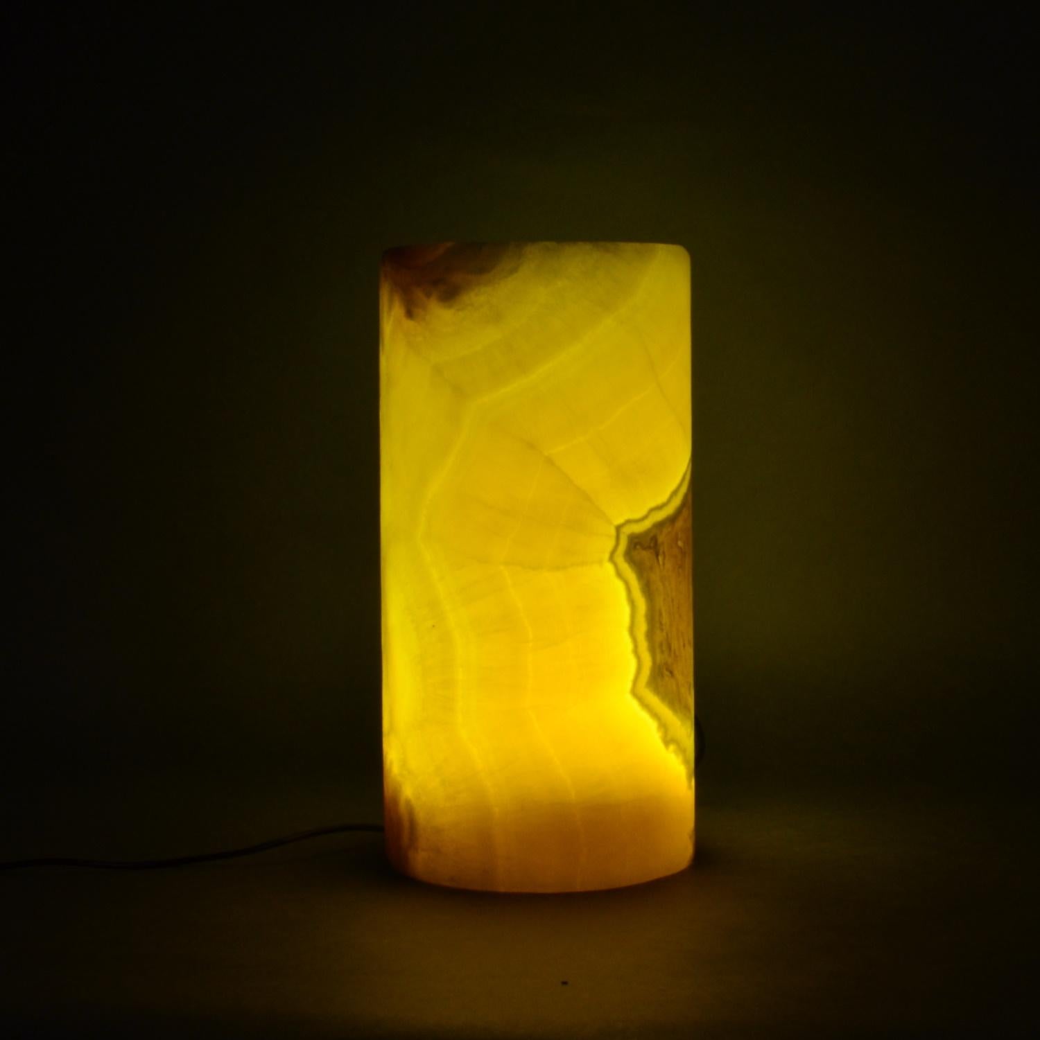Moderne Lampe de bureau d'ambiance en onyx en vente