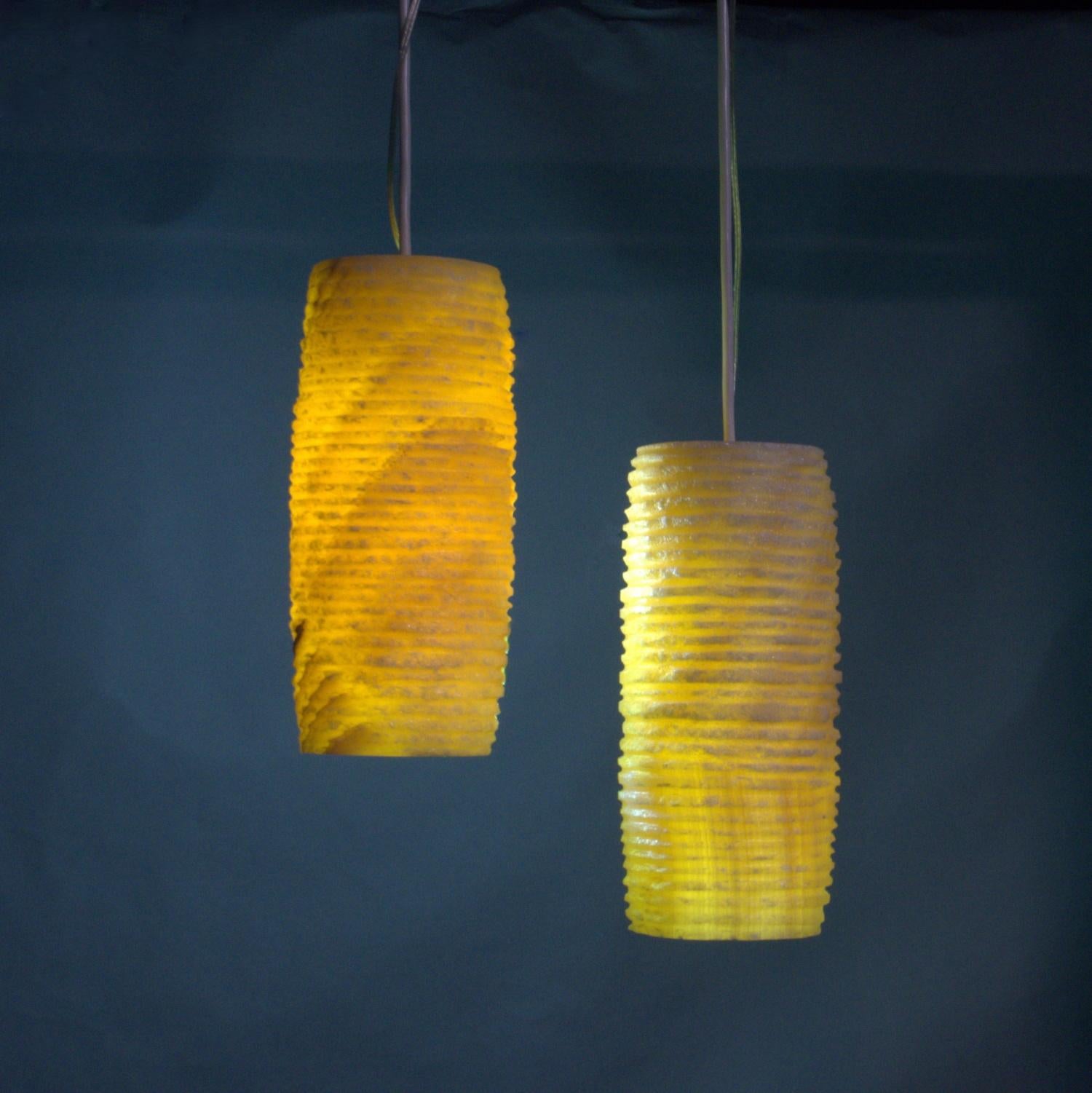 Ensemble de 2 lampes de bureau ou plafonniers d'ambiance en onyx Excellent état - En vente à Stratford, CT
