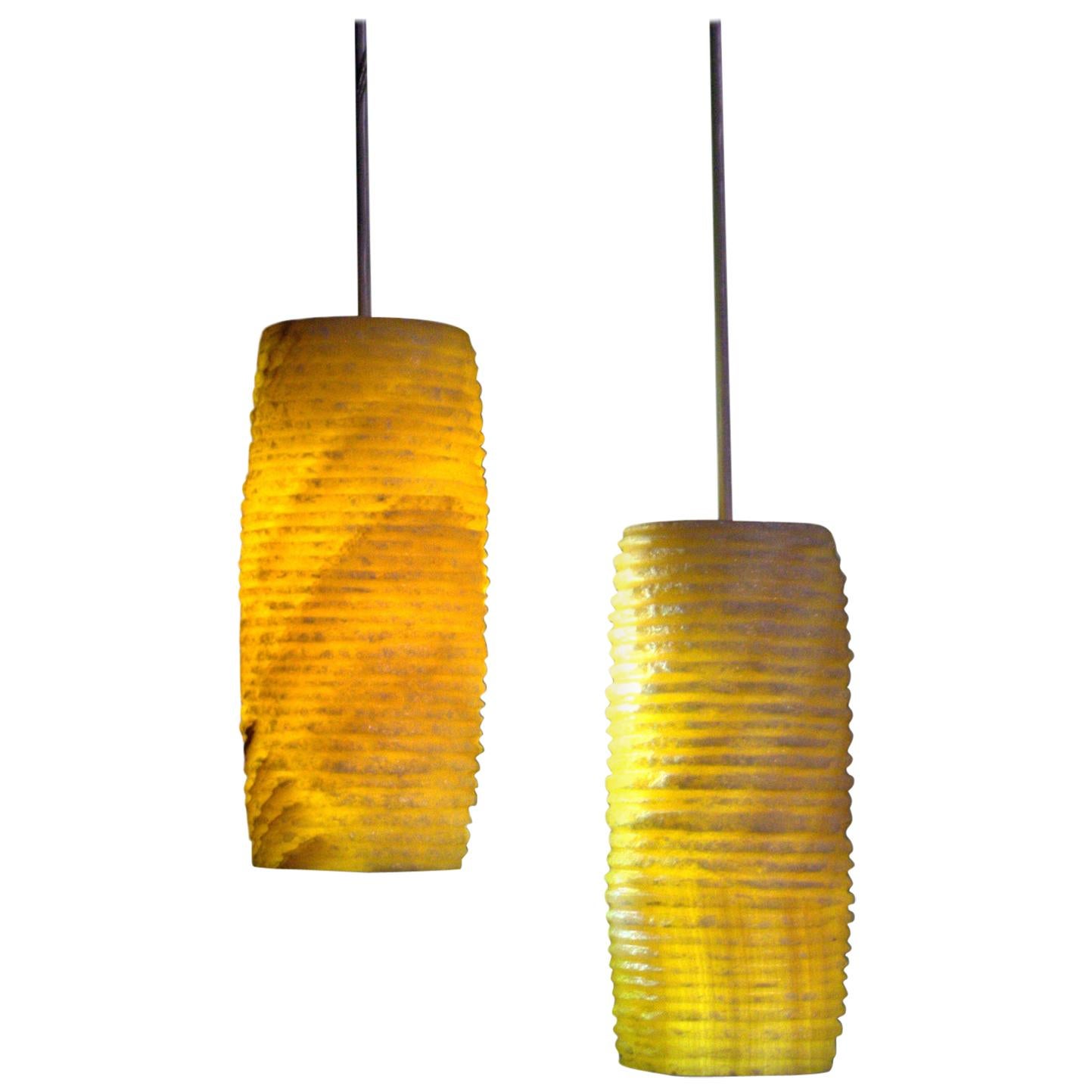 Ensemble de 2 lampes de bureau ou plafonniers d'ambiance en onyx en vente